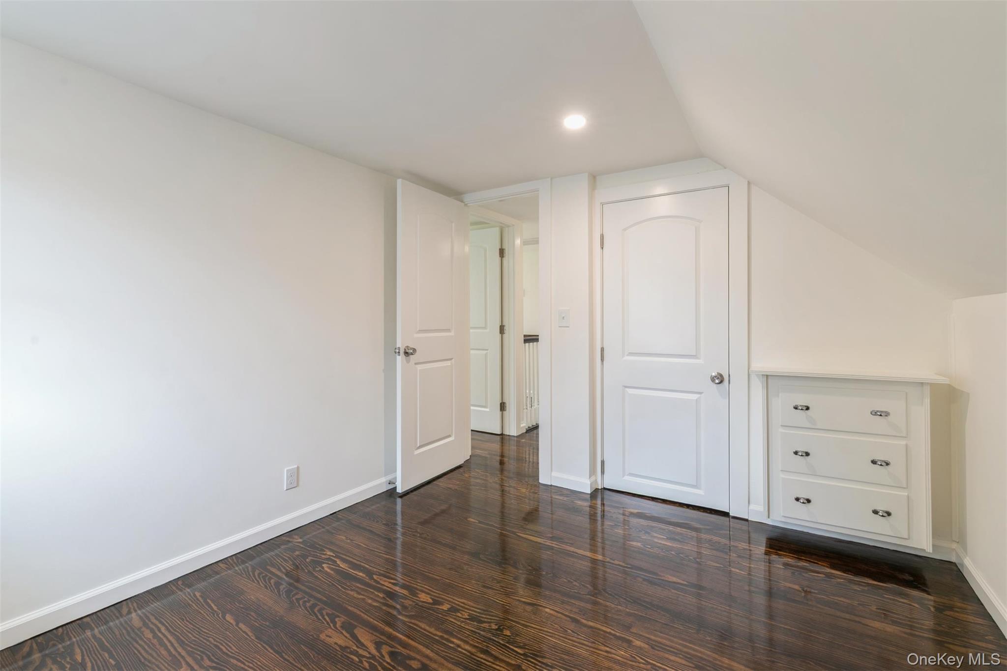 Single Family N Ocean Avenue Suffolk County, NY 11934, MLS-1015550-31