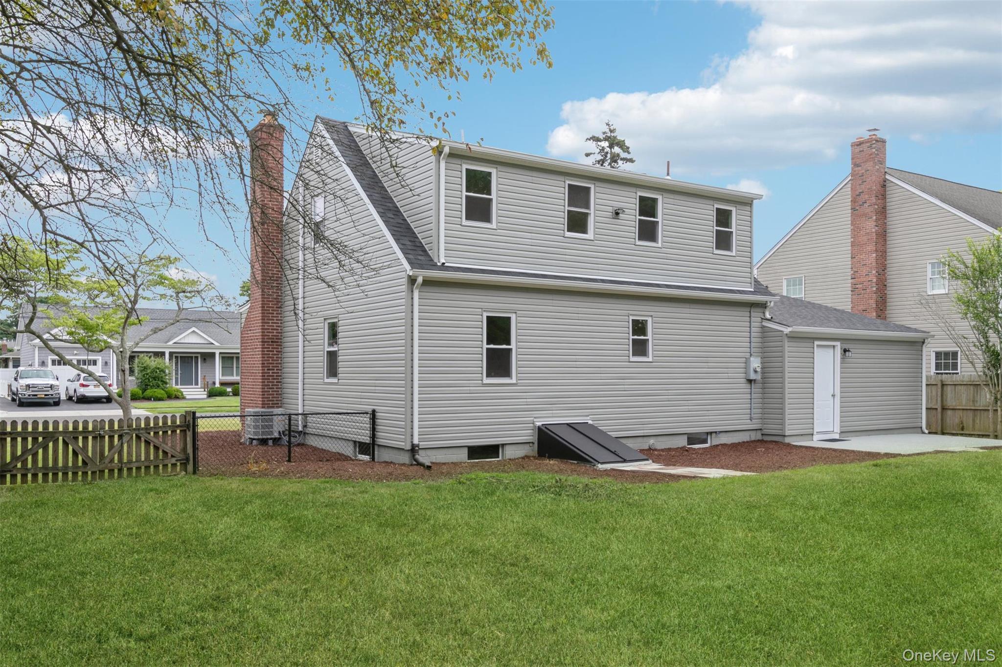 Single Family N Ocean Avenue Suffolk County, NY 11934, MLS-1015550-38