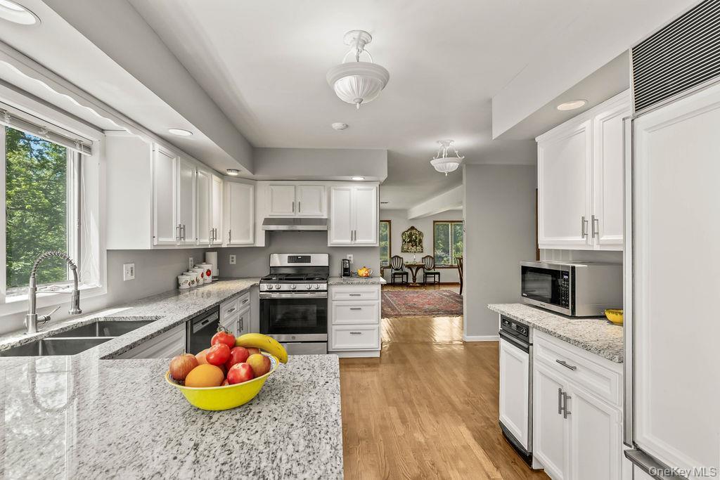 Single Family Lime Kiln Court  Rockland County, NY 10952, MLS-1015553-13