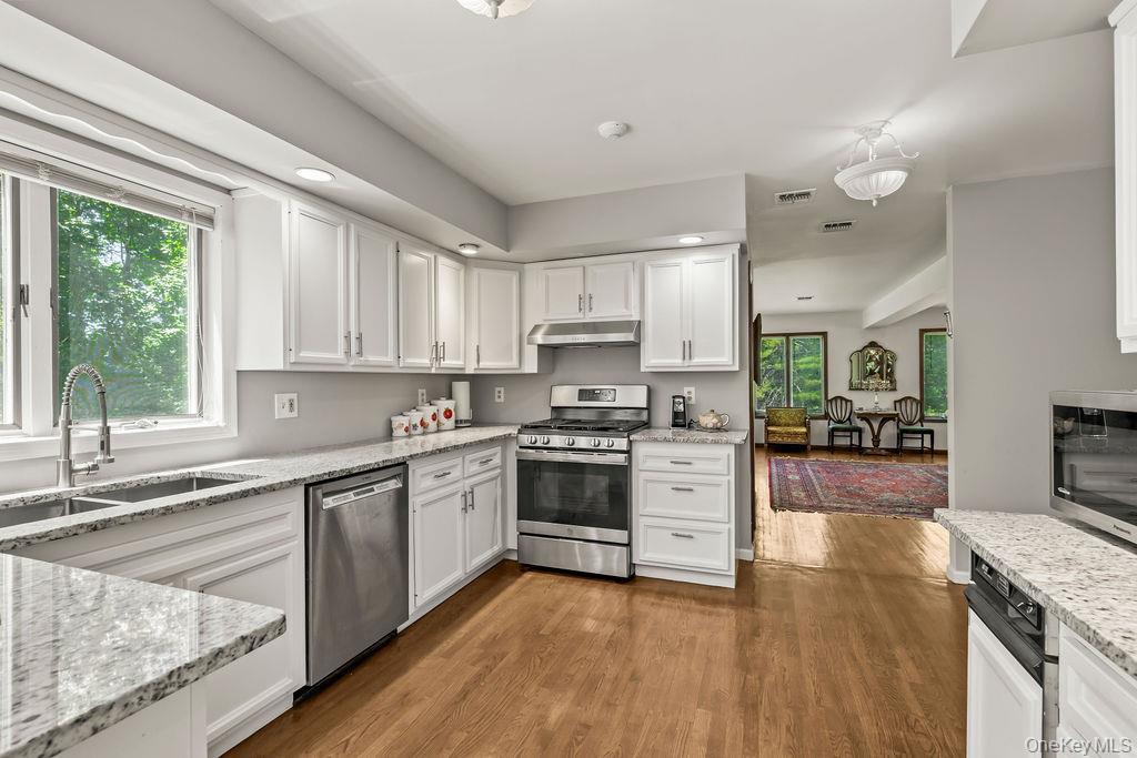 Single Family Lime Kiln Court  Rockland County, NY 10952, MLS-1015553-14
