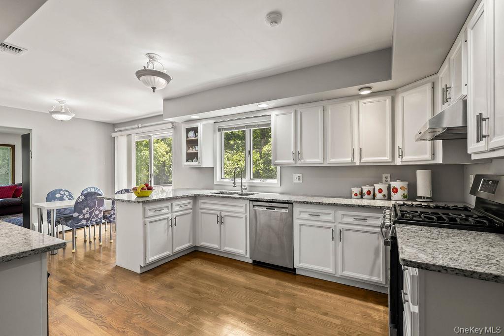 Single Family Lime Kiln Court  Rockland County, NY 10952, MLS-1015553-15