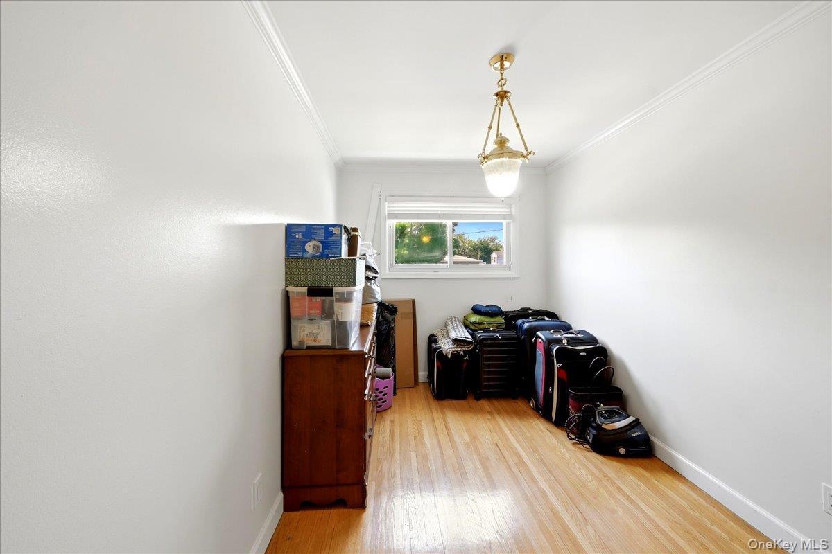 Single Family Giegerich Bronx, NY 10465, MLS-1015562-15