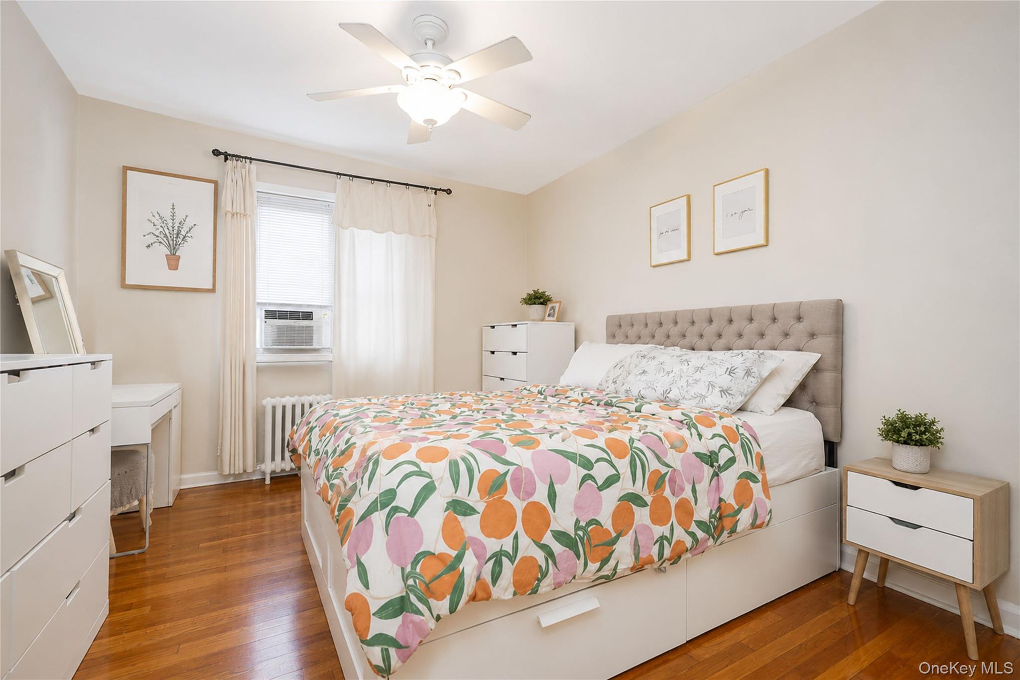 Single Family Dongan Avenue Staten Island, NY 10314, MLS-1015566-8