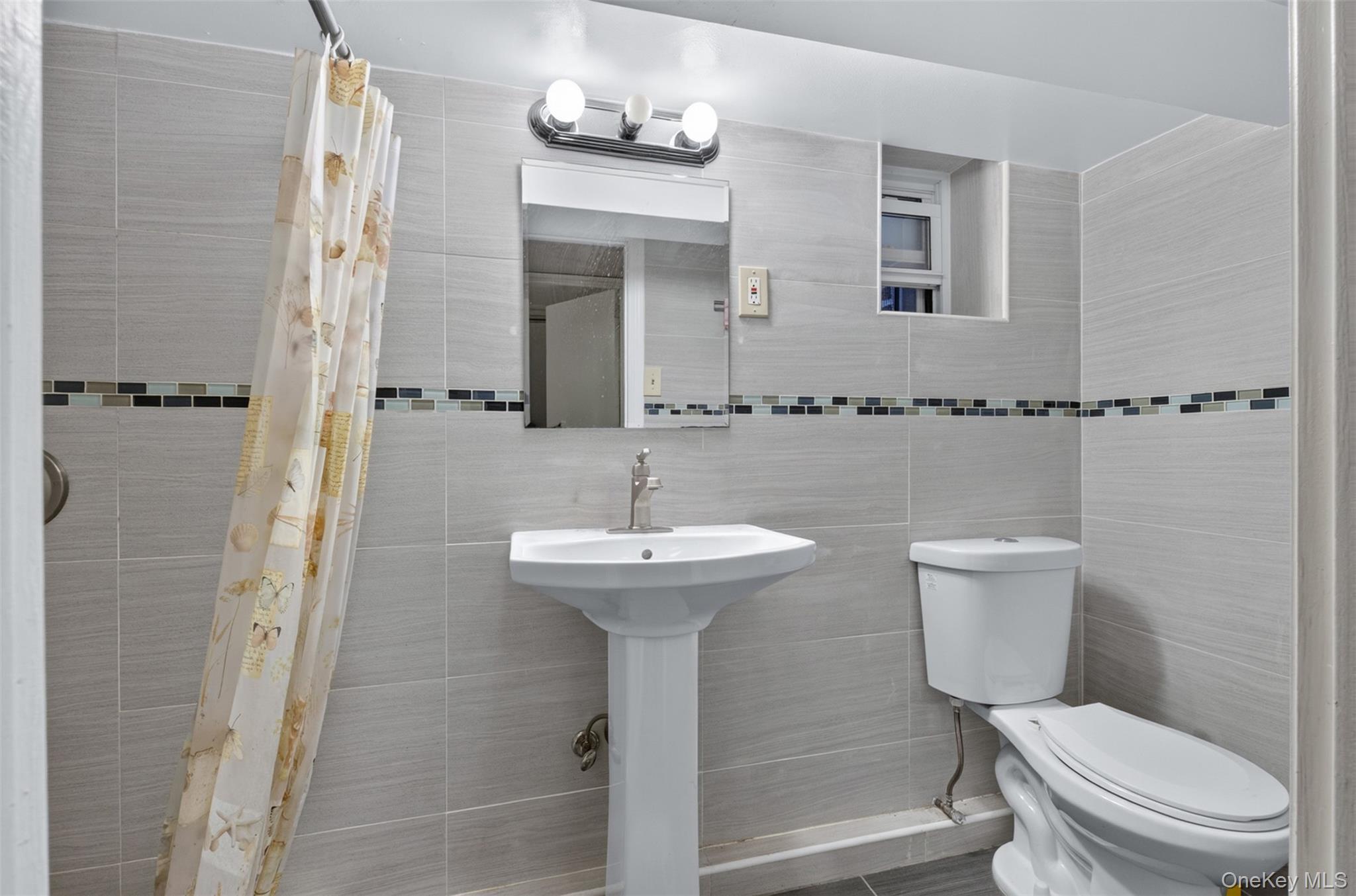 Single Family Denman Street Queens, NY 11373, MLS-1015657-21