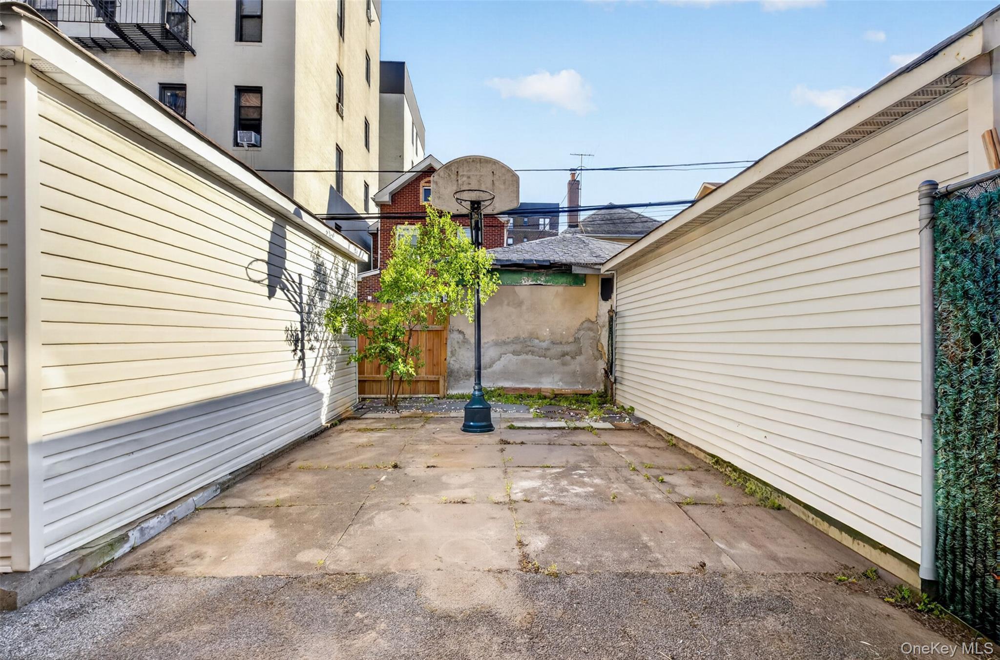 Single Family Denman Street Queens, NY 11373, MLS-1015657-27