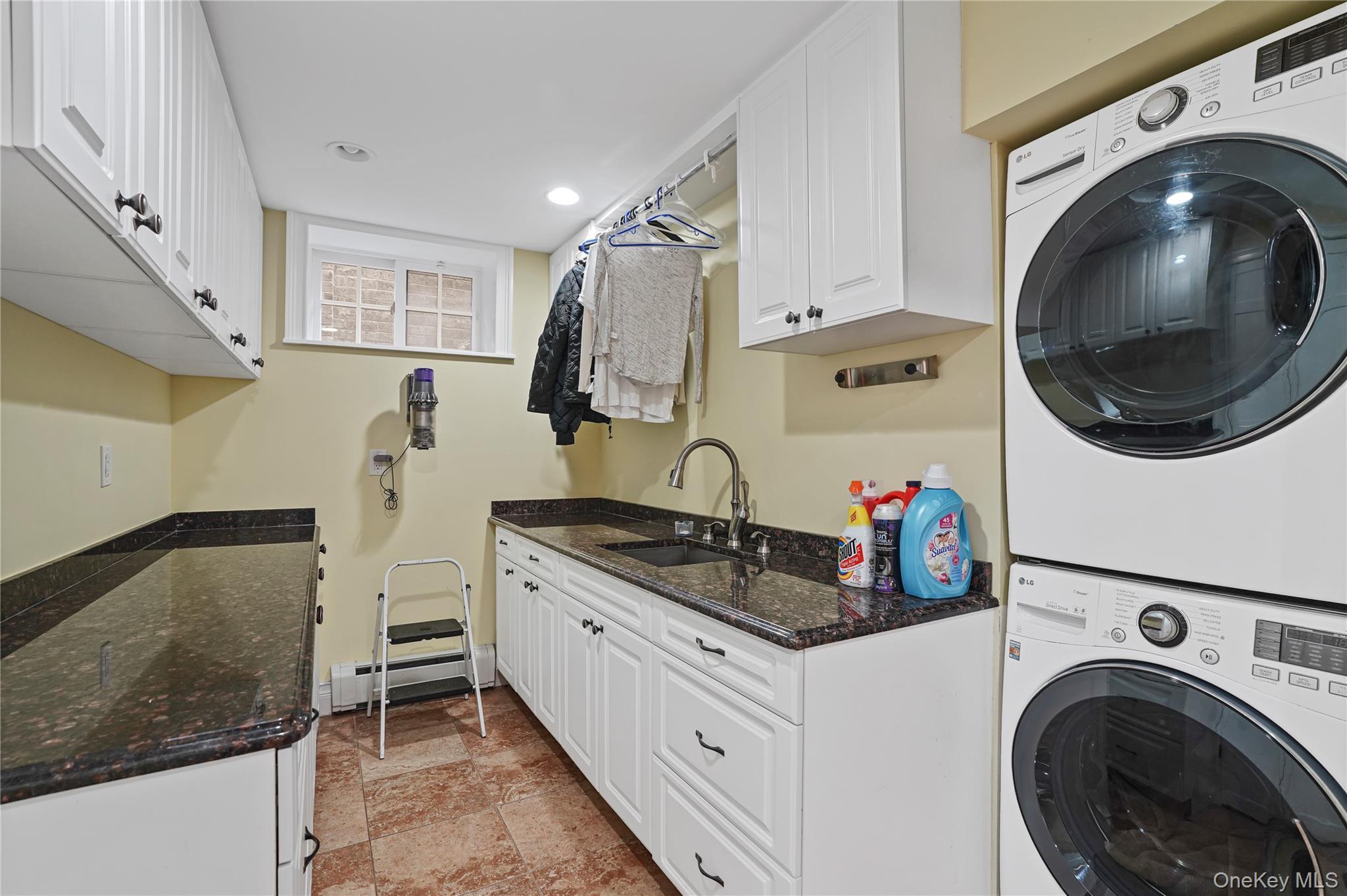 Single Family 85th Street  Queens, NY 11414, MLS-1015670-32