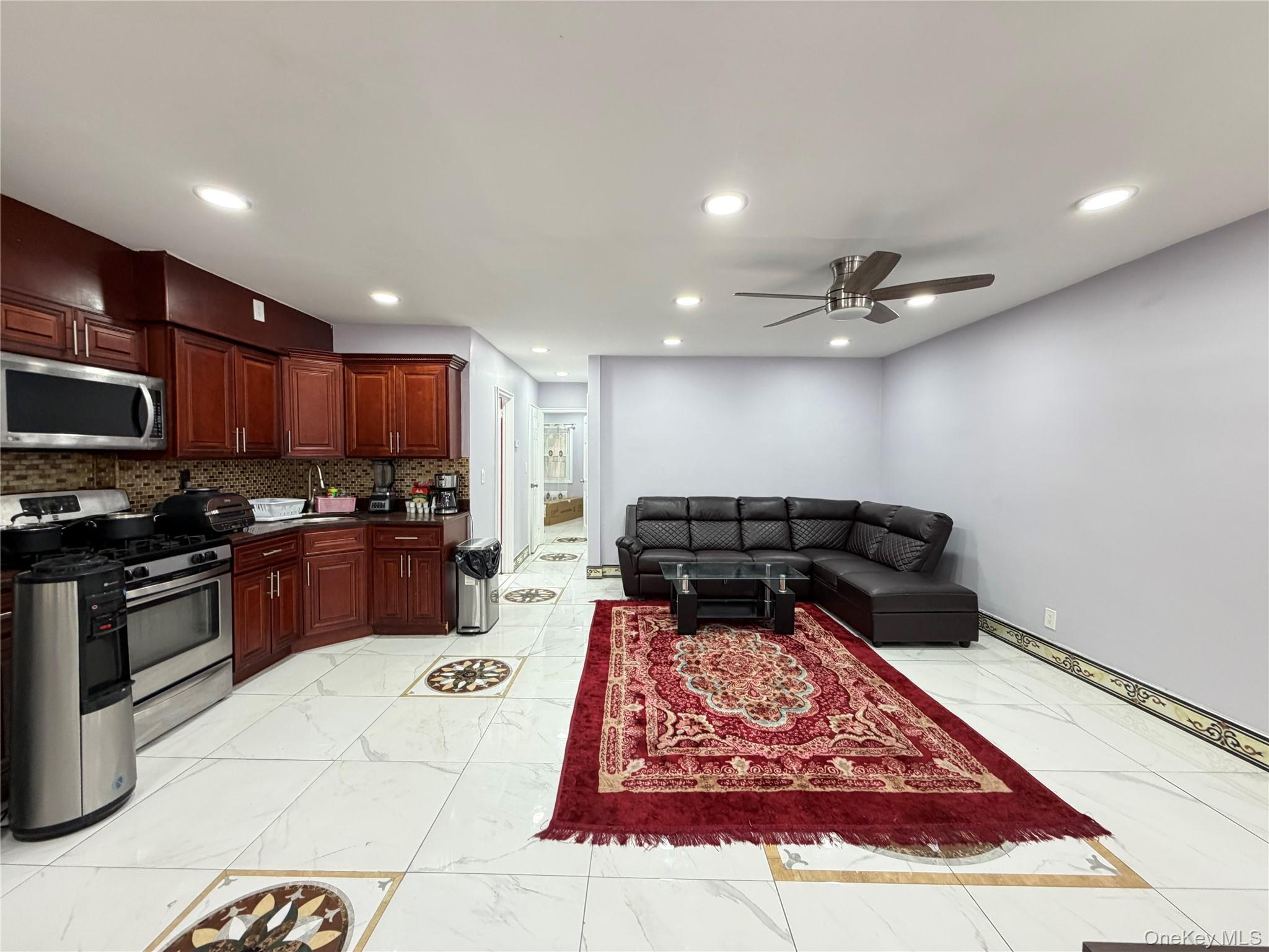 Single Family 65 Avenue Queens, NY 11357, MLS-1015682-4