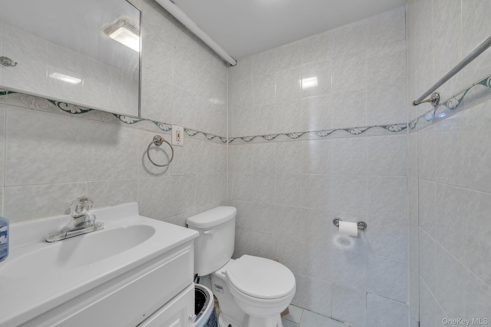 Single Family 92nd Brooklyn, NY 11236, MLS-1015706-15