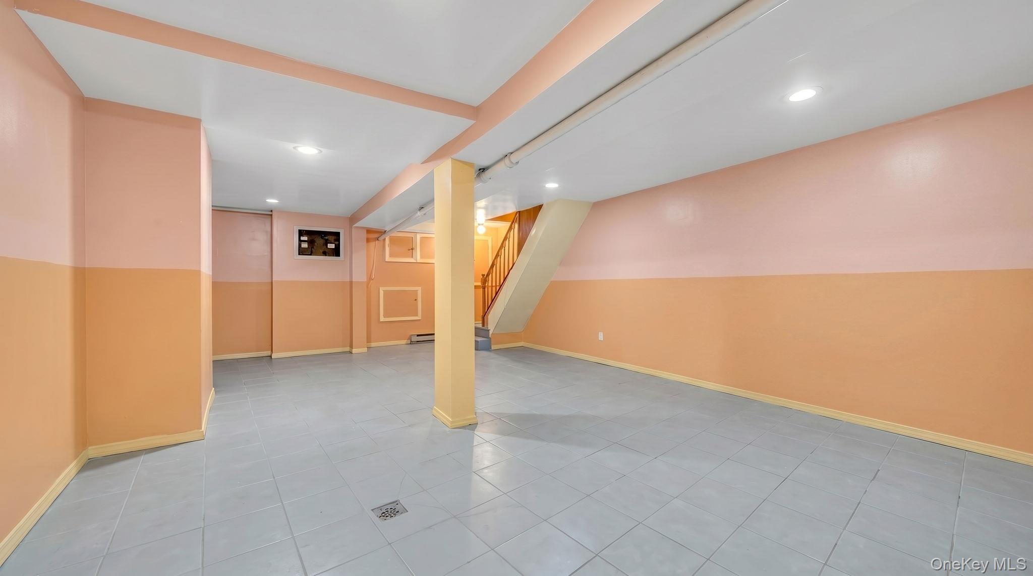 Single Family 92nd Brooklyn, NY 11236, MLS-1015706-16
