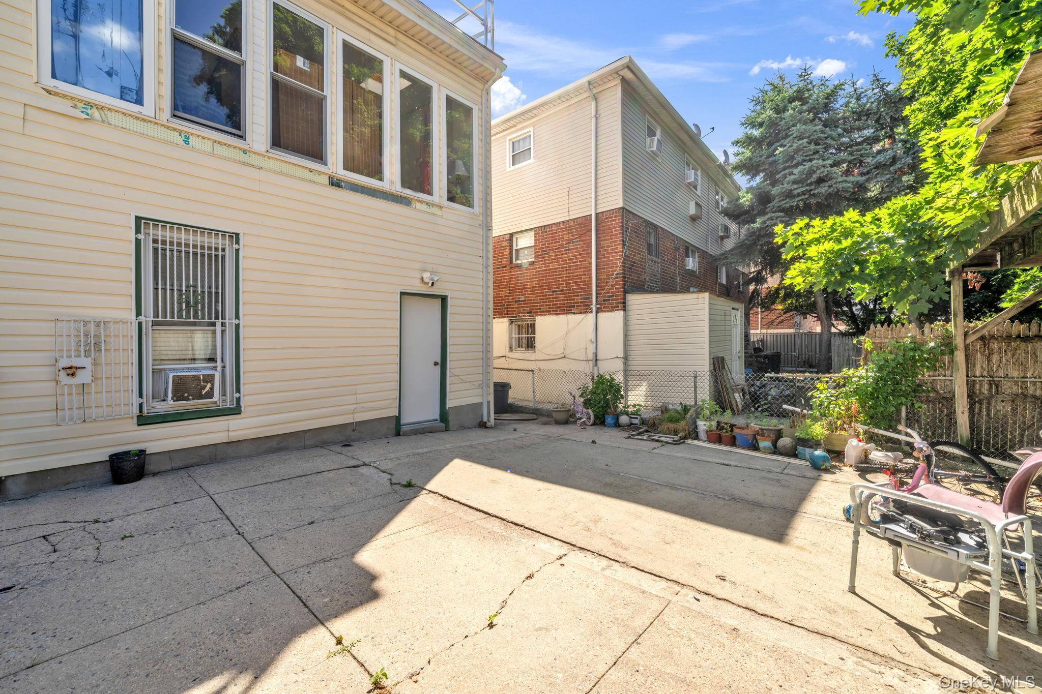 Single Family 92nd Brooklyn, NY 11236, MLS-1015706-18