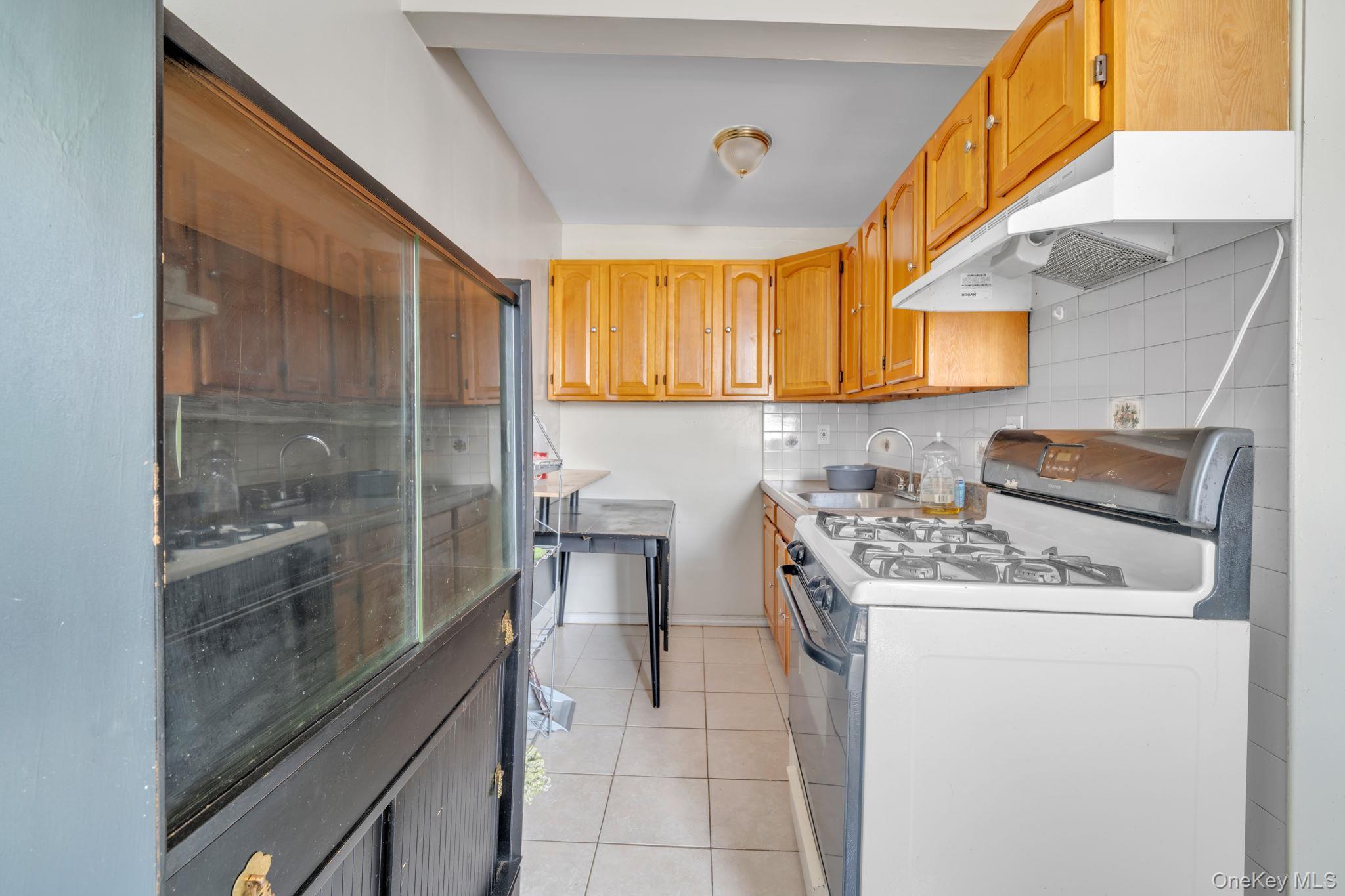 Single Family 92nd Brooklyn, NY 11236, MLS-1015706-5