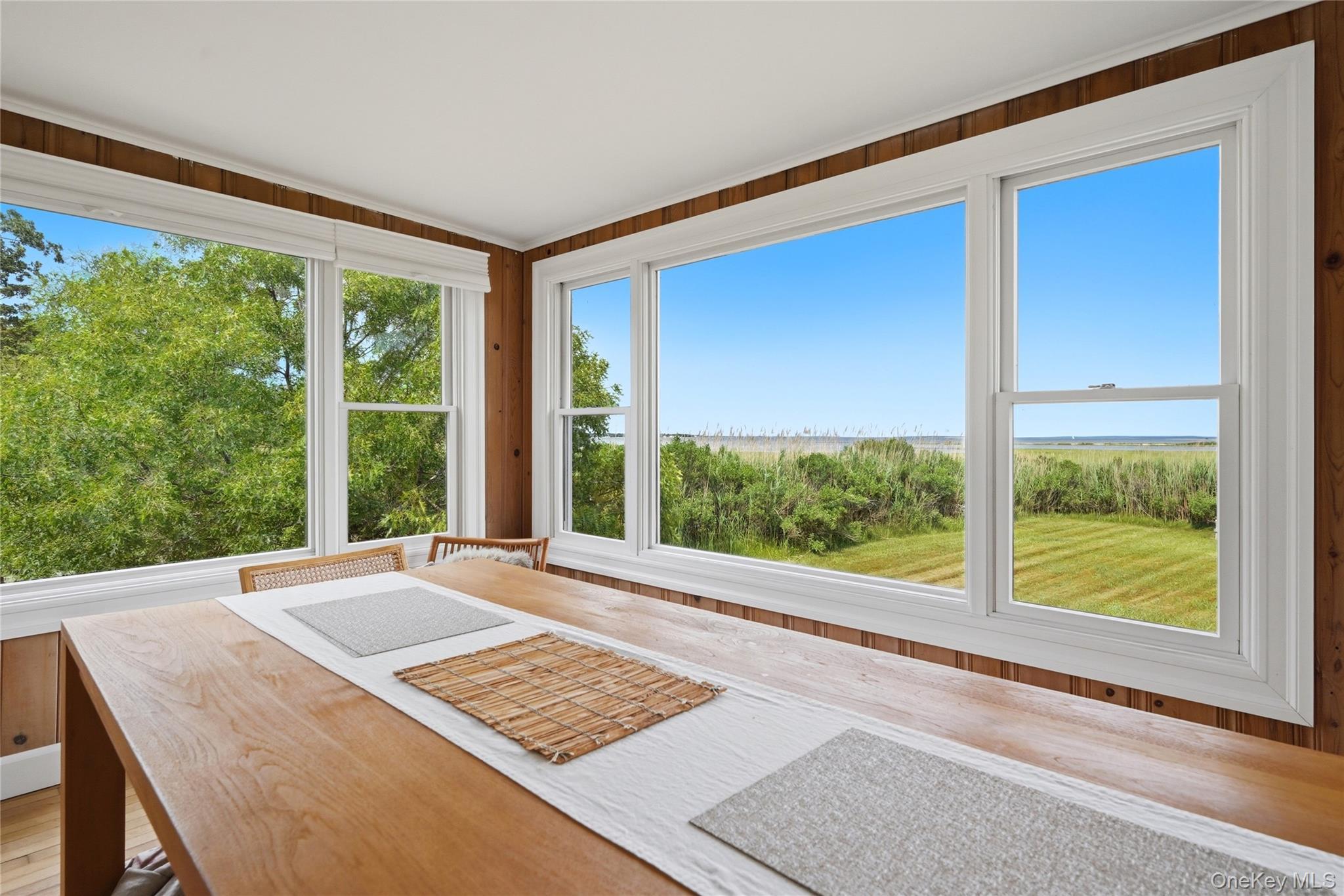 Single Family Moon Avenue Suffolk County, NY 11901, MLS-1015716-12