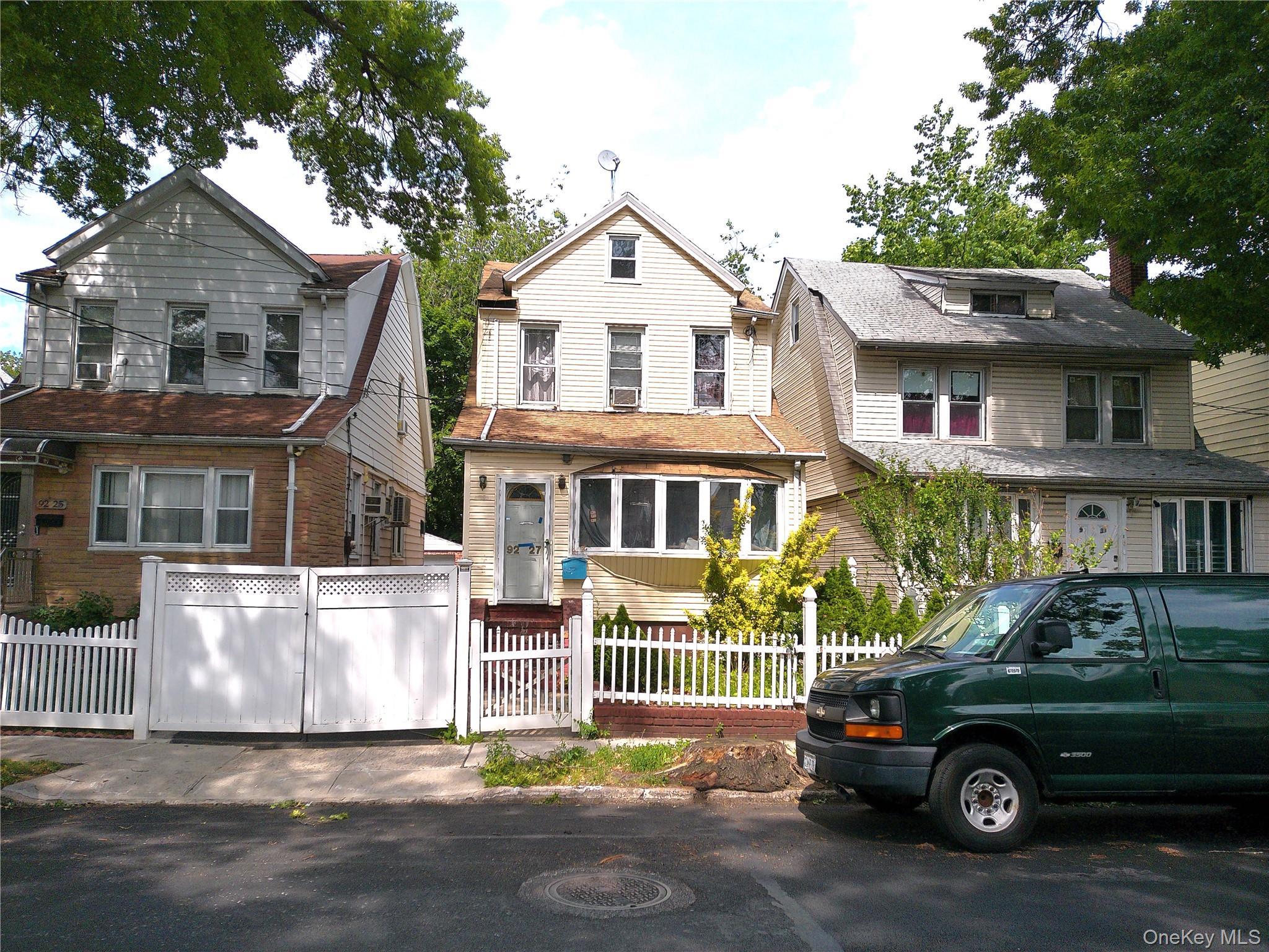 Single Family Springfield Boulevard Queens, NY 11428, MLS-1015728-4