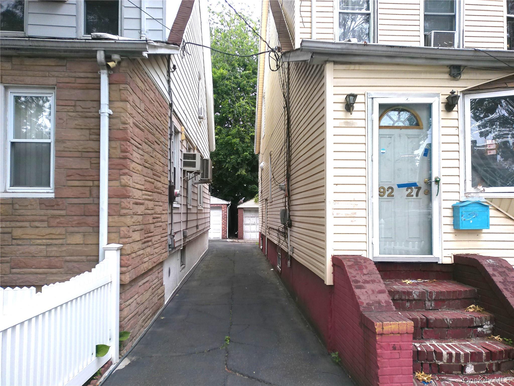 Single Family Springfield Boulevard Queens, NY 11428, MLS-1015728-8