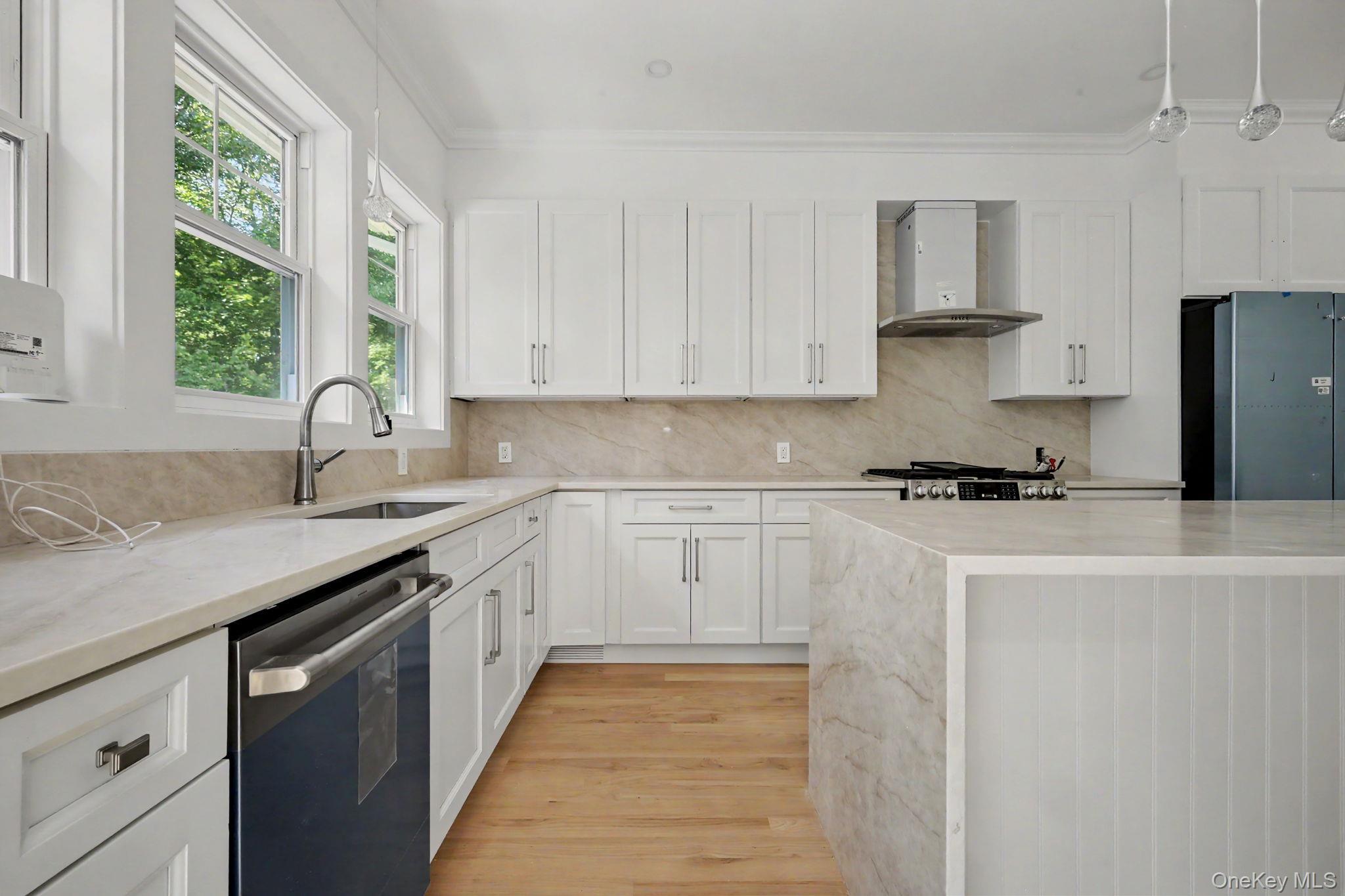 Single Family Laurel Road Westchester County, NY 10590, MLS-1015735-10