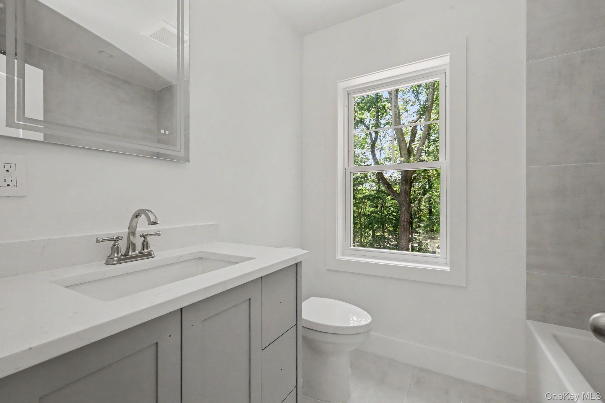Single Family Laurel Road Westchester County, NY 10590, MLS-1015735-21