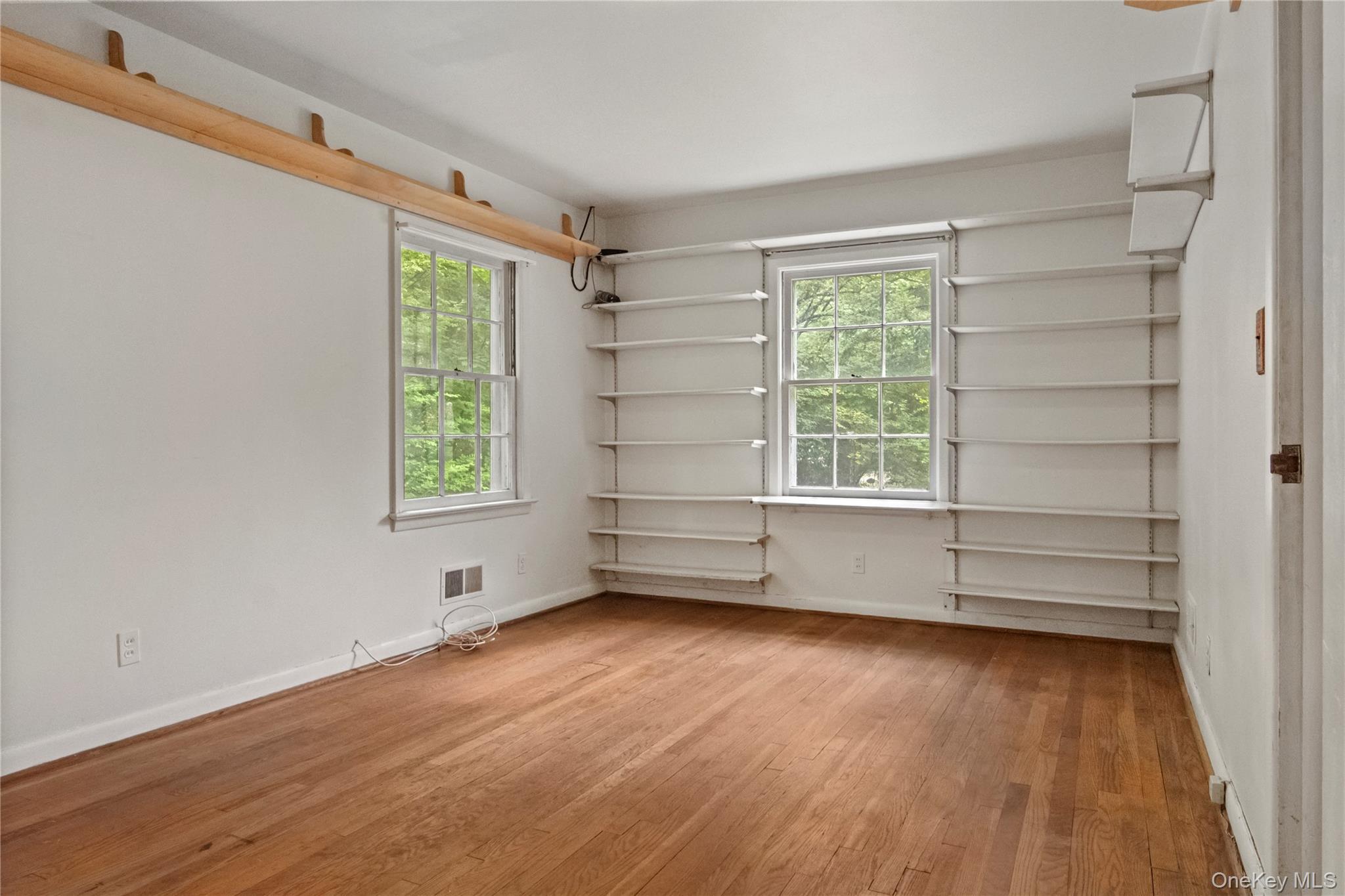 Single Family Independence Avenue Bronx, NY 10471, MLS-1015772-17