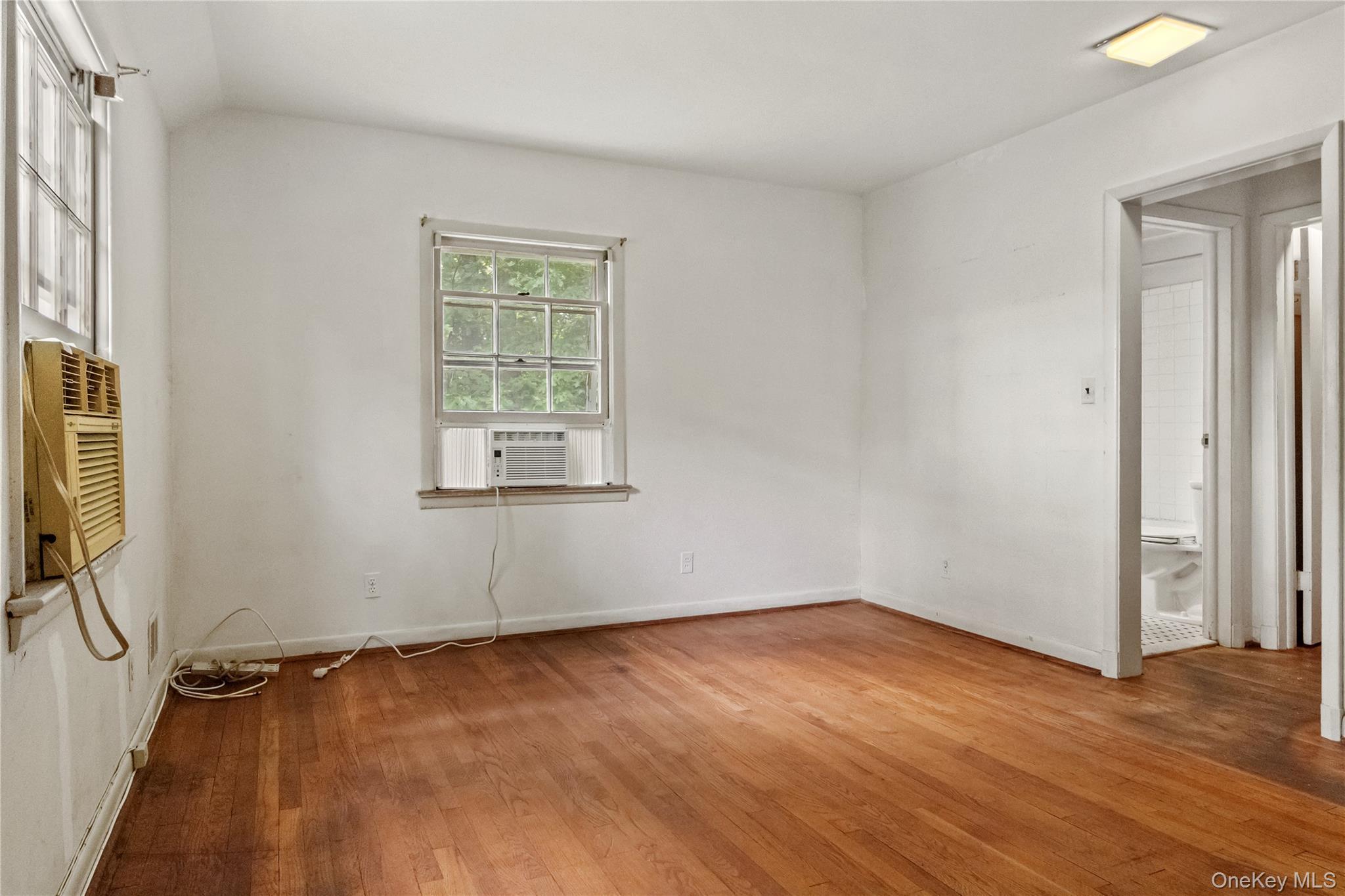 Single Family Independence Avenue Bronx, NY 10471, MLS-1015772-21