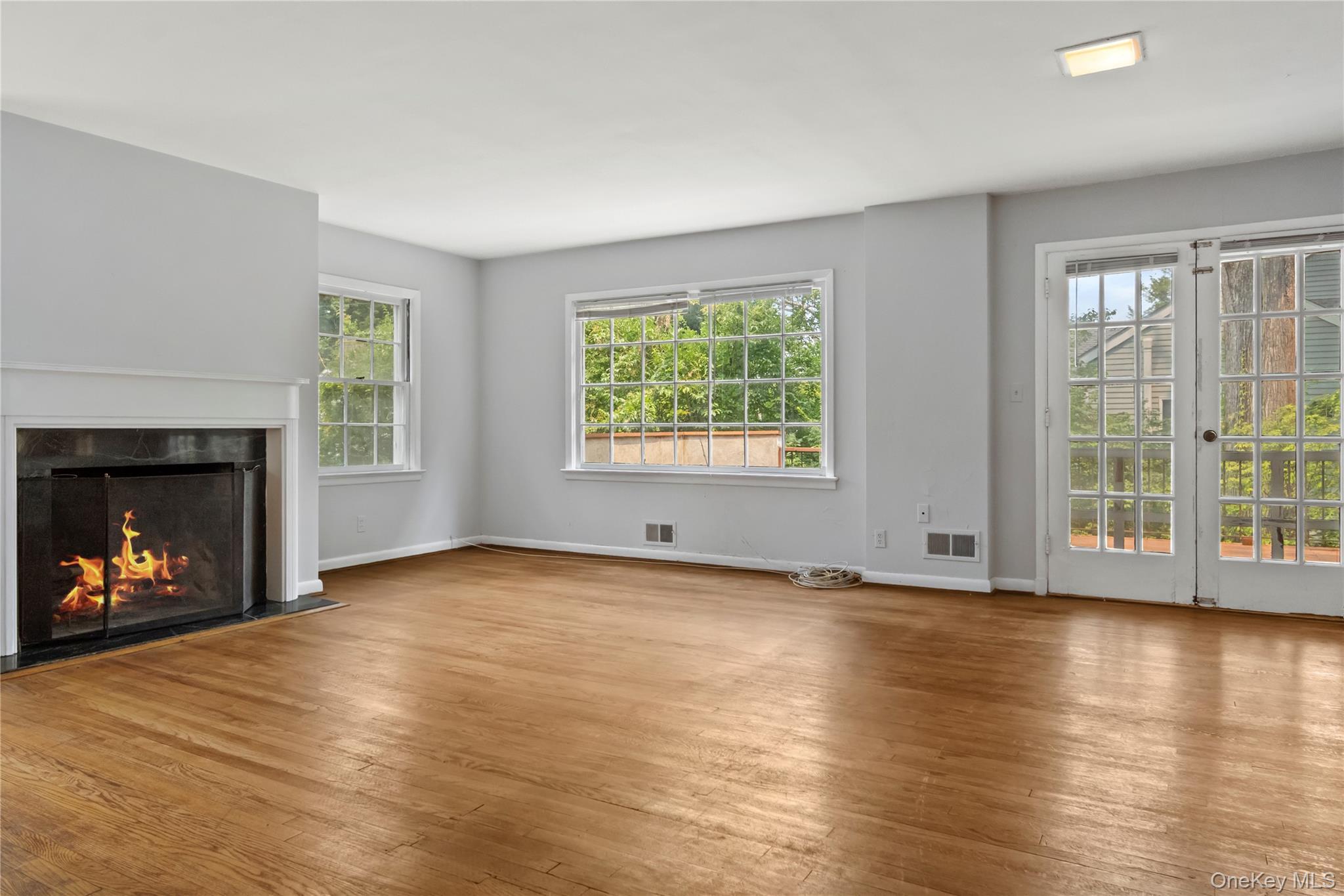 Single Family Independence Avenue Bronx, NY 10471, MLS-1015772-7