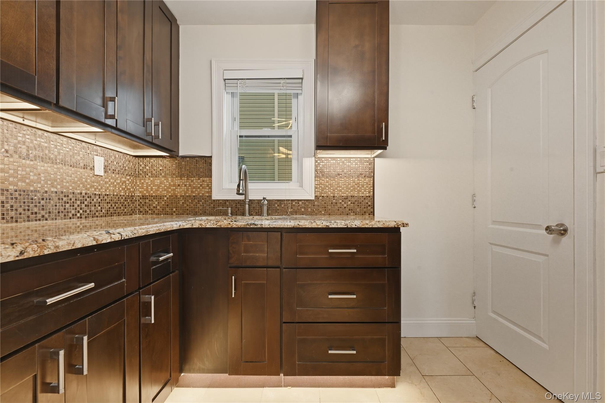 Single Family Prospect Street Nassau County, NY 11801, MLS-1015792-10