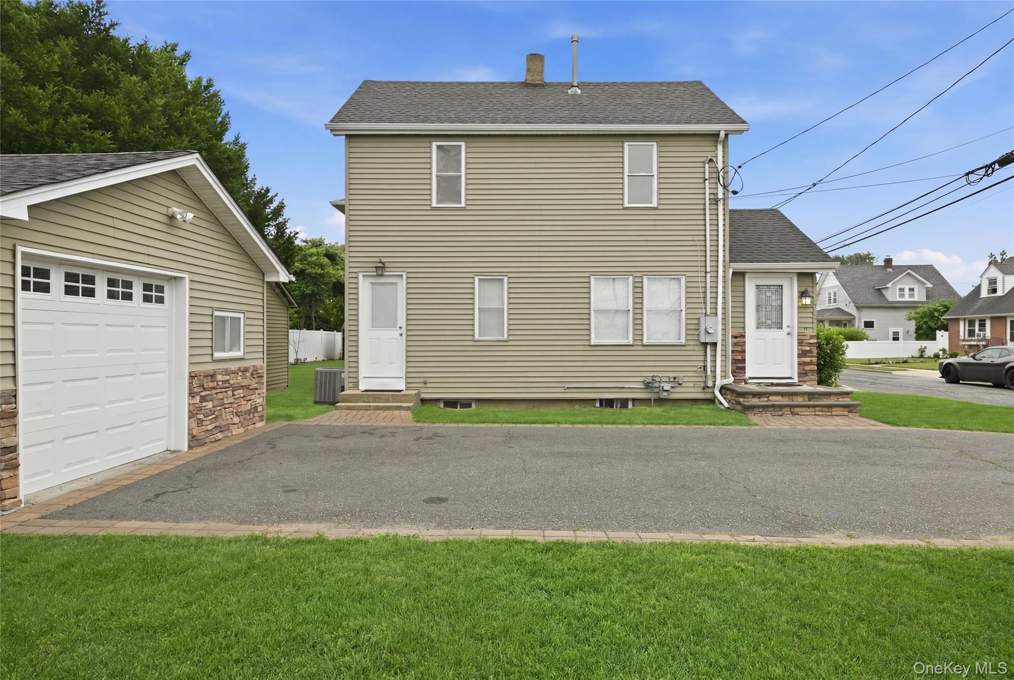 Single Family Prospect Street Nassau County, NY 11801, MLS-1015792-22