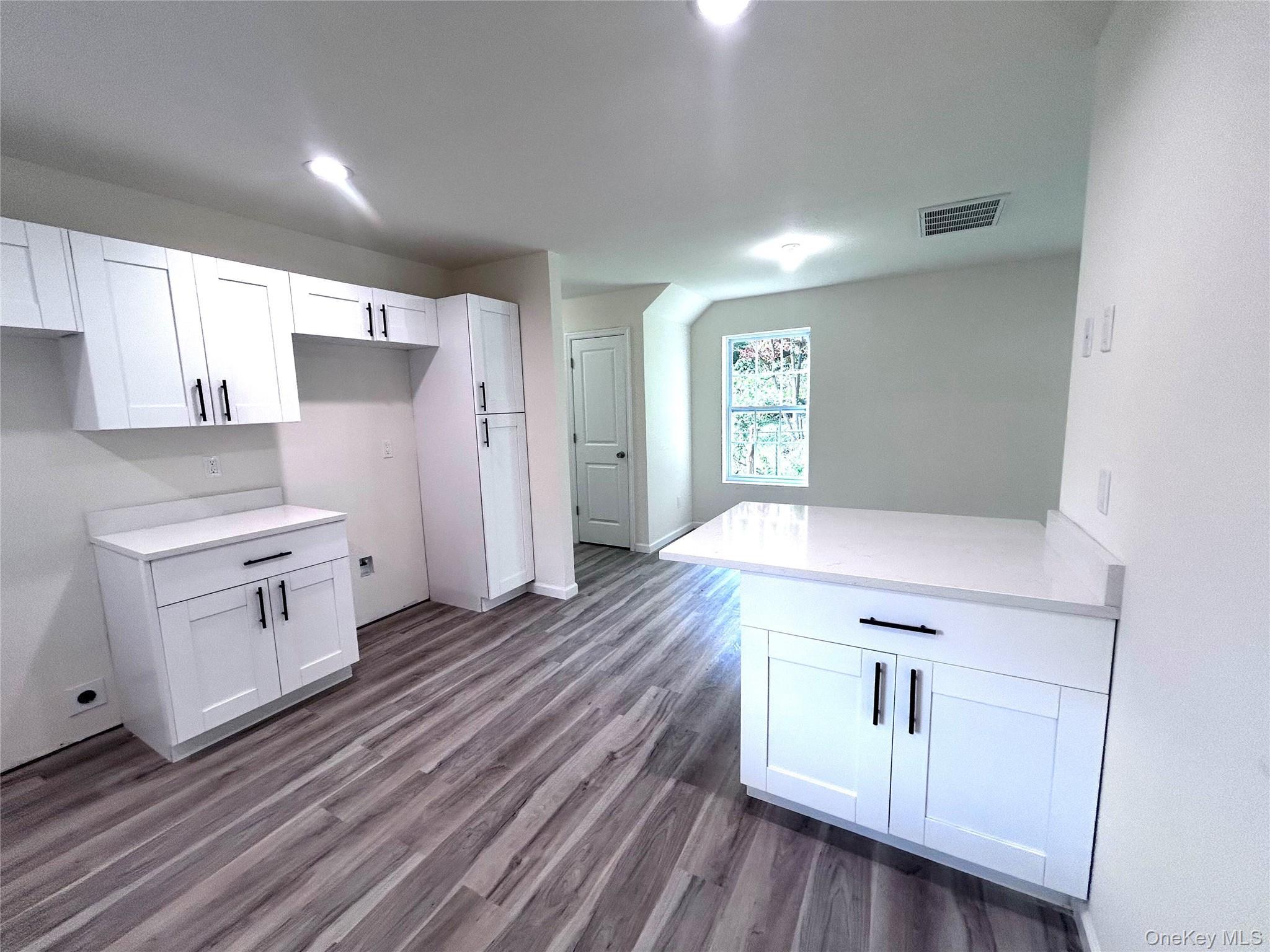 Single Family Highview Avenue Rockland County, NY 10980, MLS-1015808-8