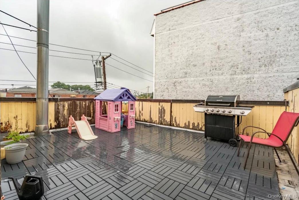 Single Family Hicks Street Bronx, NY 10469, MLS-1015835-5