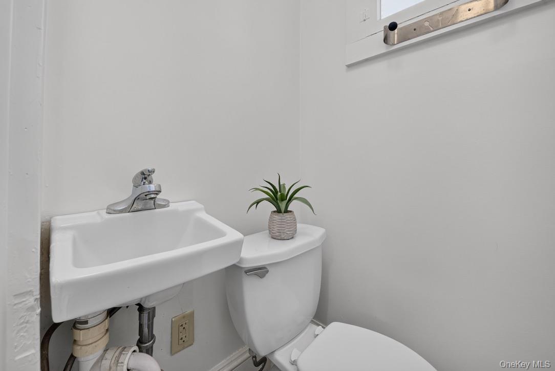 Single Family S Grand Avenue  Dutchess County, NY 12603, MLS-1015837-17