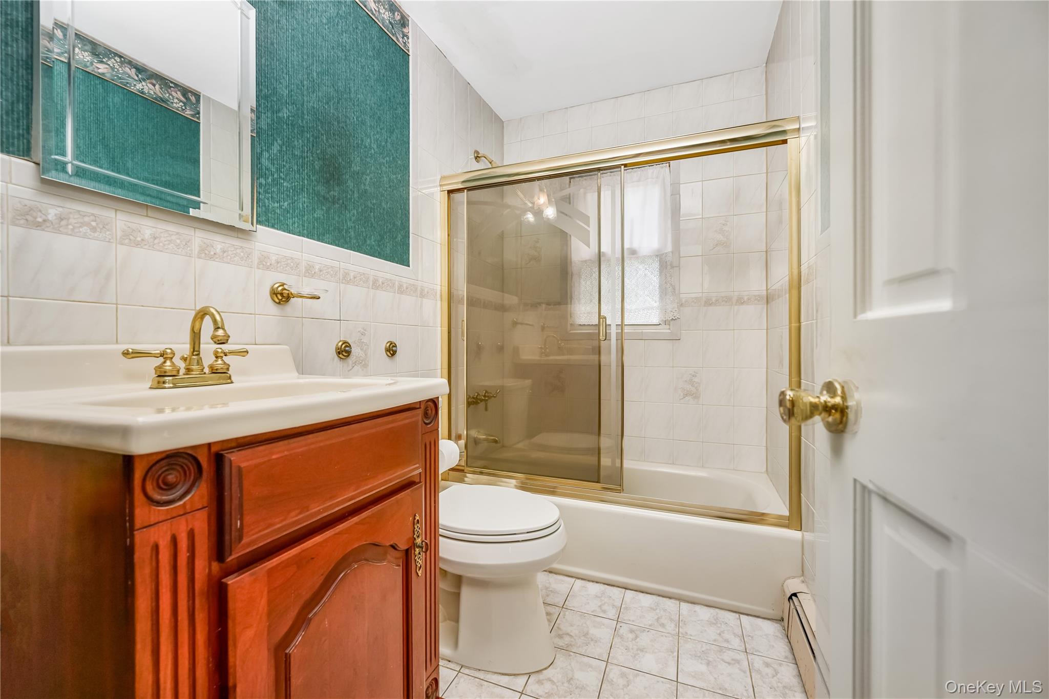 Single Family Sheridan Boulevard Nassau County, NY 11096, MLS-1015857-13