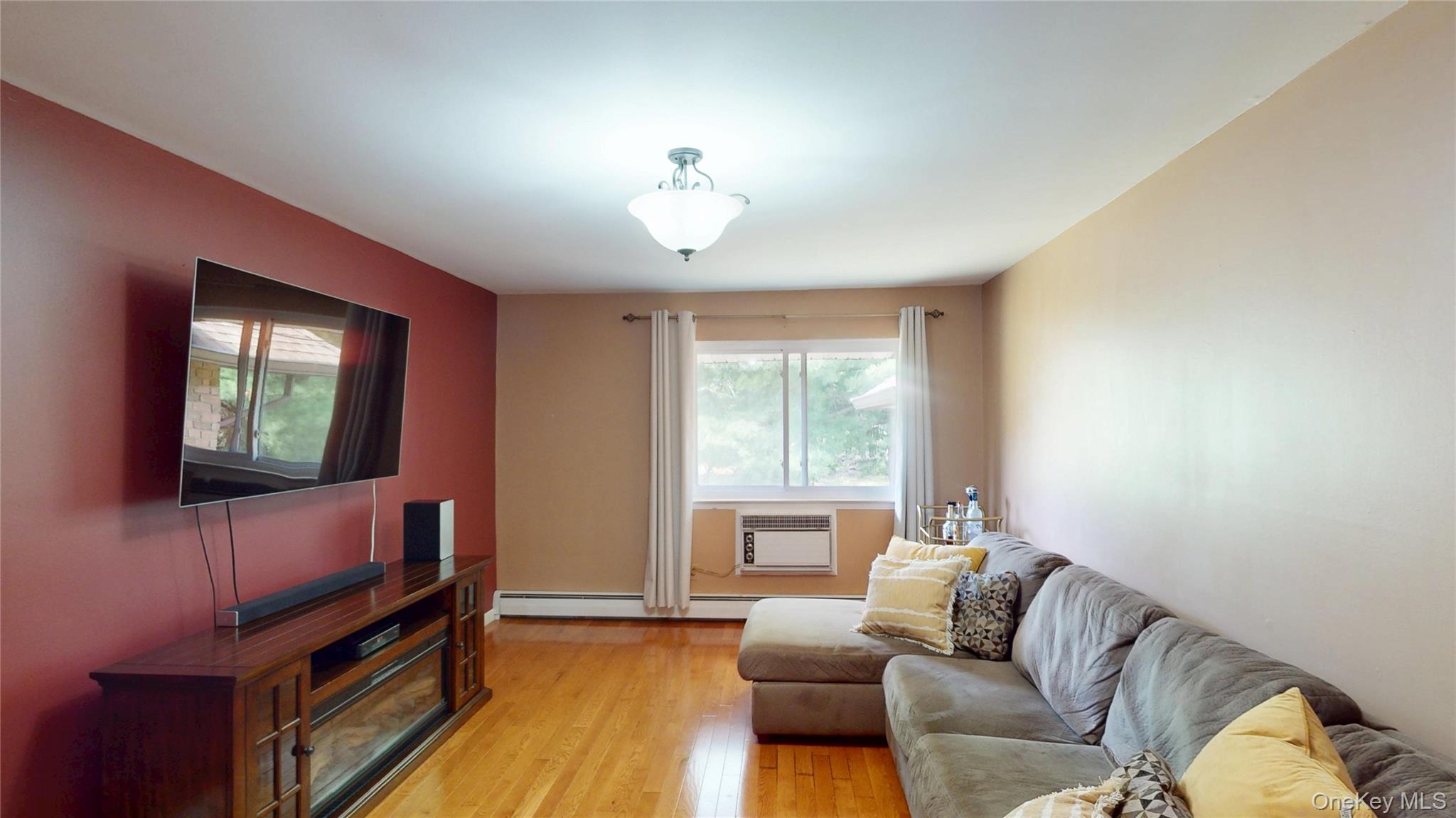 Single Family Sierra Vista Rockland County, NY 10989, MLS-1015858-2