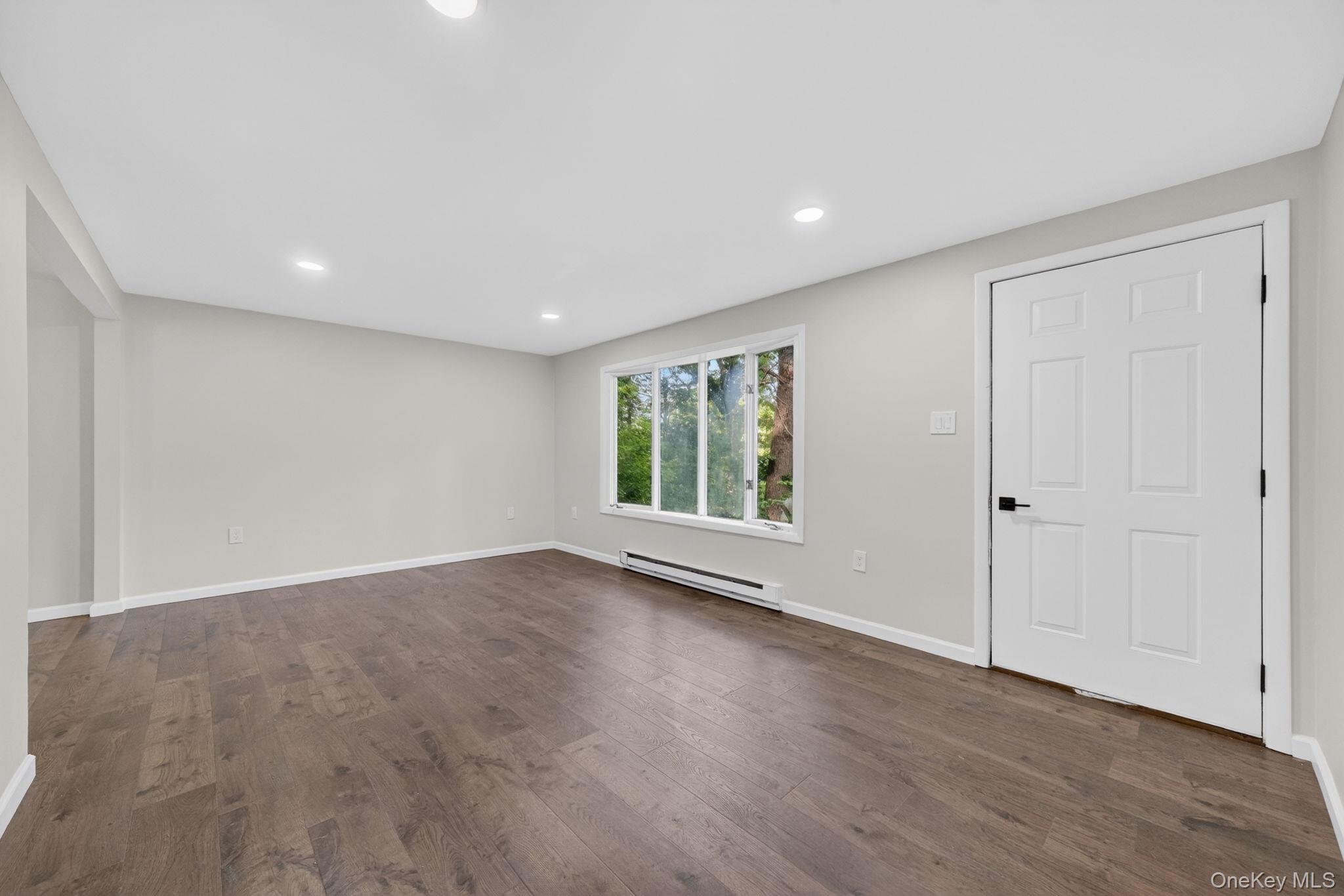Single Family Van Wagner Dutchess County, NY 12603, MLS-1015869-4