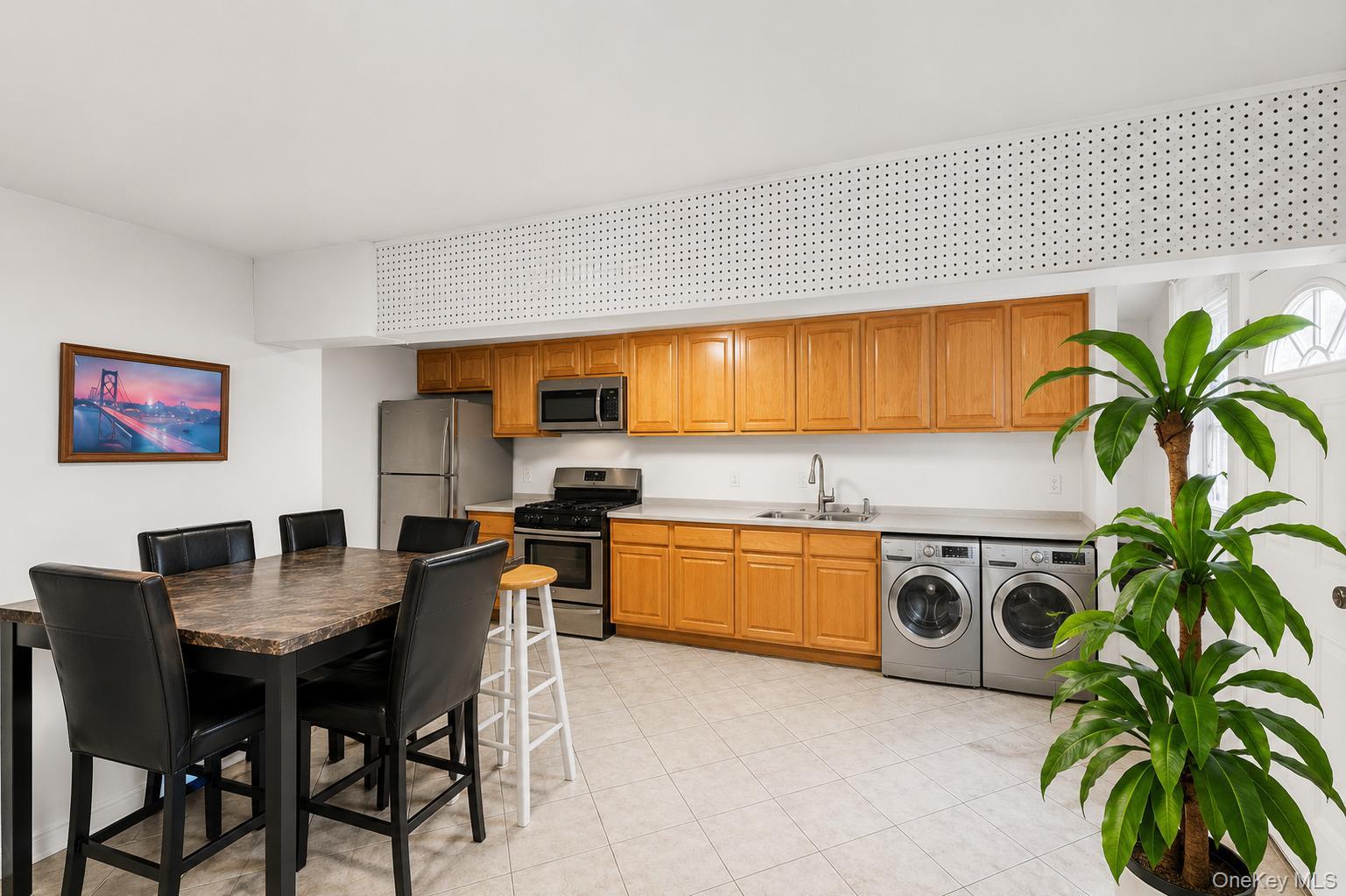 Single Family Fowler Avenue  Bronx, NY 10462, MLS-1015875-8