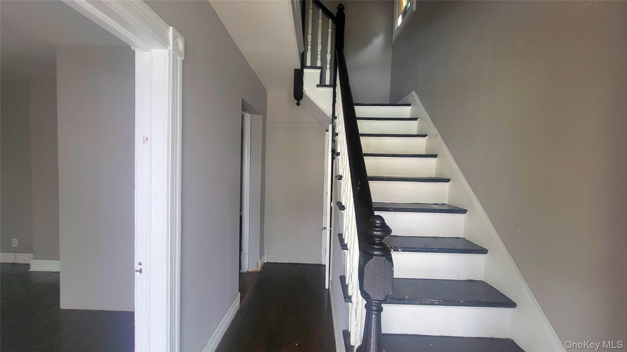 Single Family Mansion Street  Dutchess County, NY 12601, MLS-1015879-12