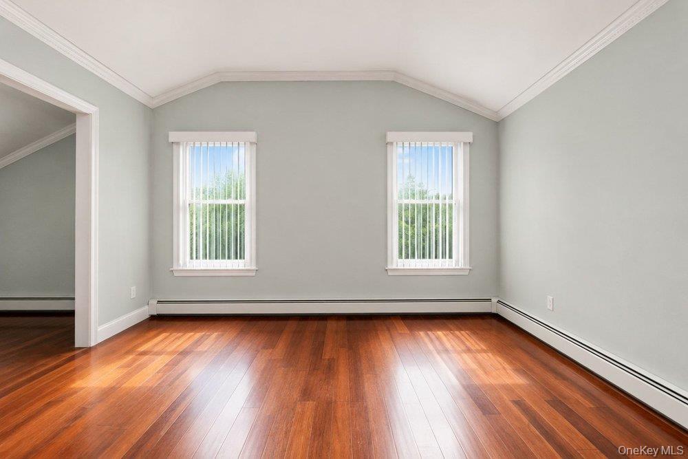 Single Family 233rd Street Queens, NY 11422, MLS-1015928-15