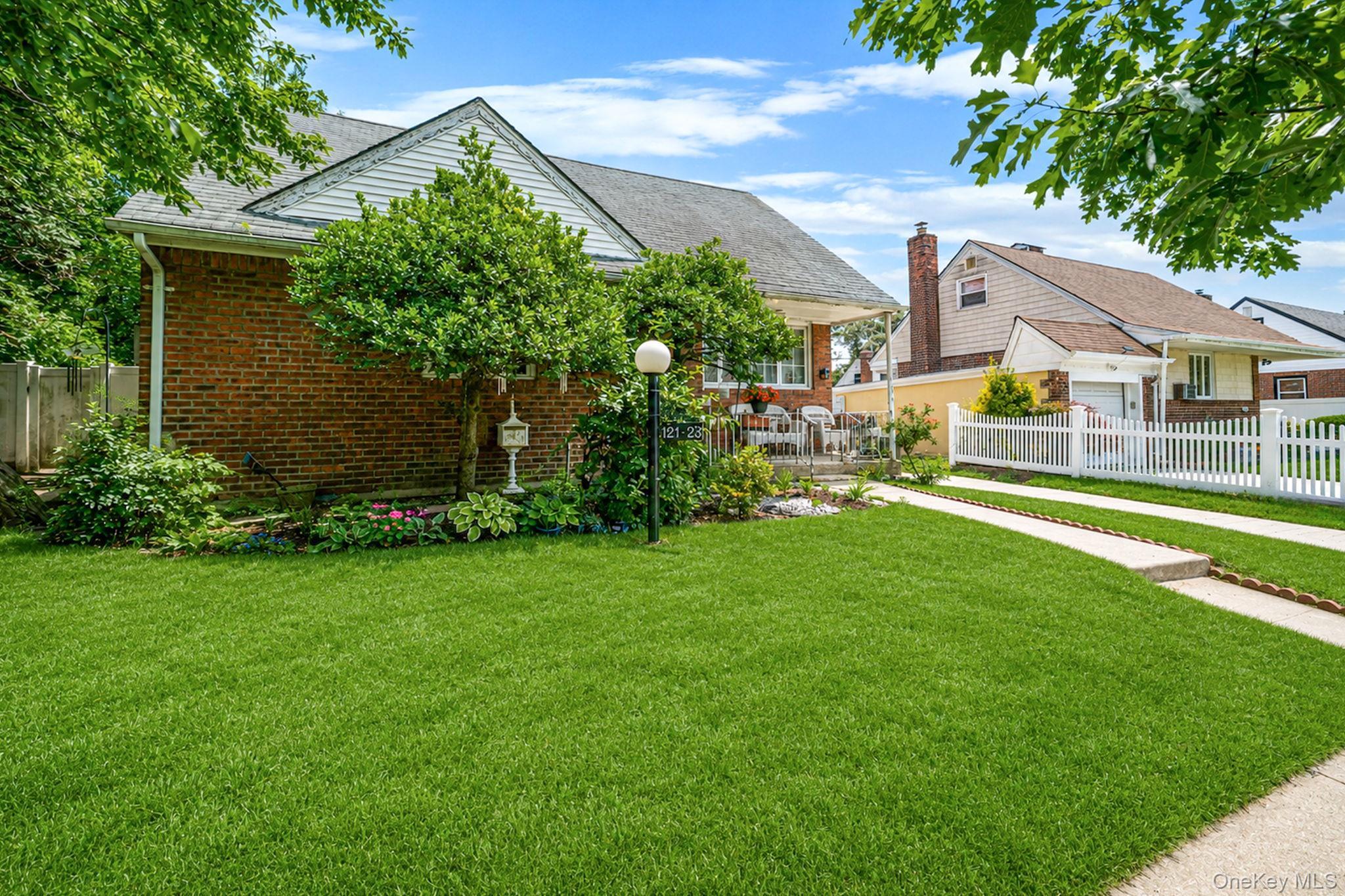 Single Family 238th Street Queens, NY 11422, MLS-1015948-3