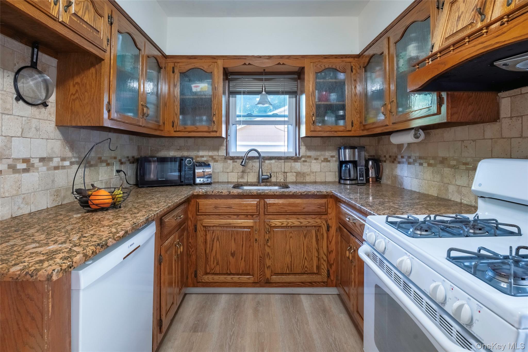 Single Family 253rd Street Queens, NY 11426, MLS-1015970-8