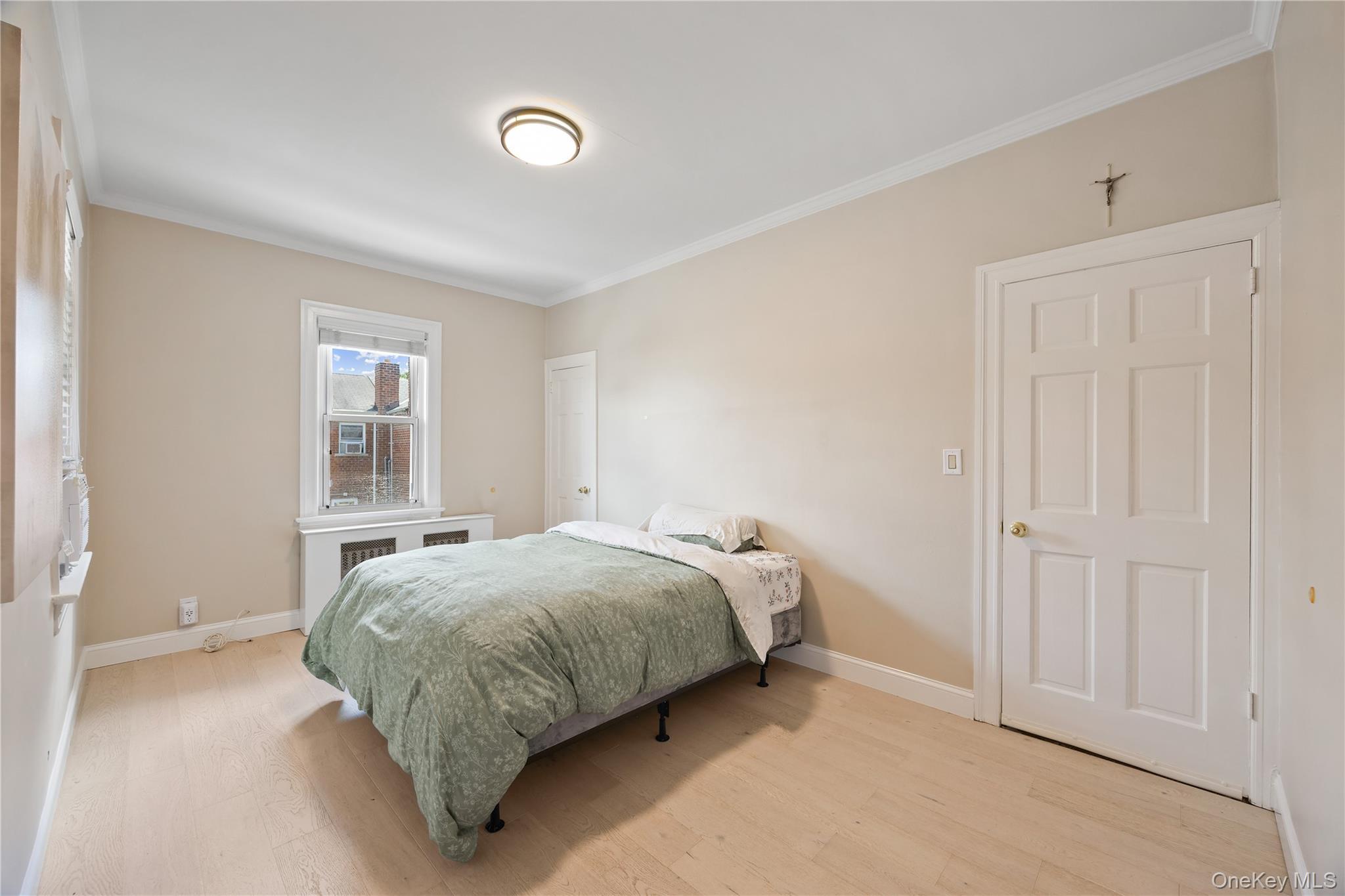 Single Family Williamsbridge Road Bronx, NY 10469, MLS-1015976-22