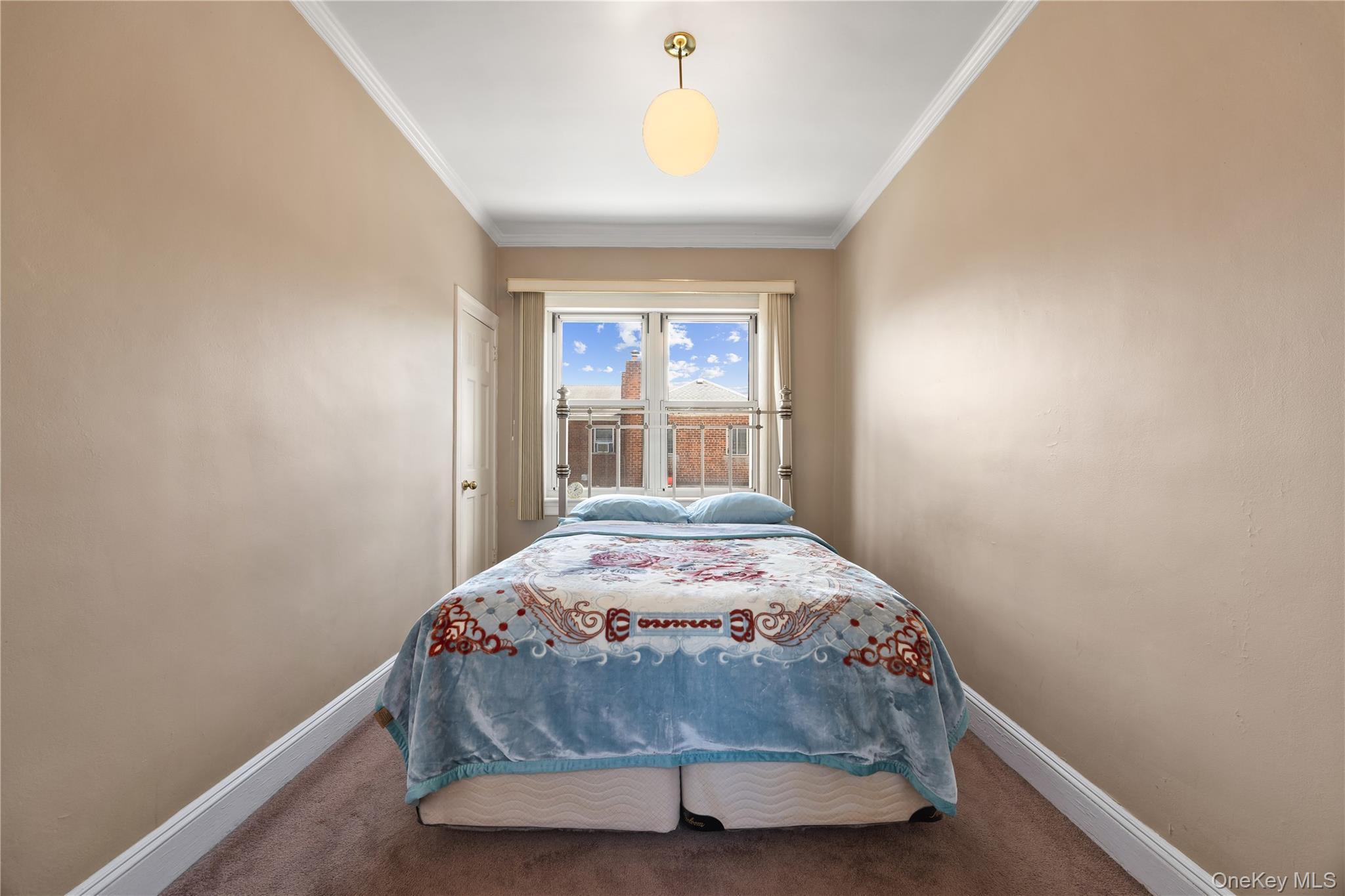 Single Family Williamsbridge Road Bronx, NY 10469, MLS-1015976-25
