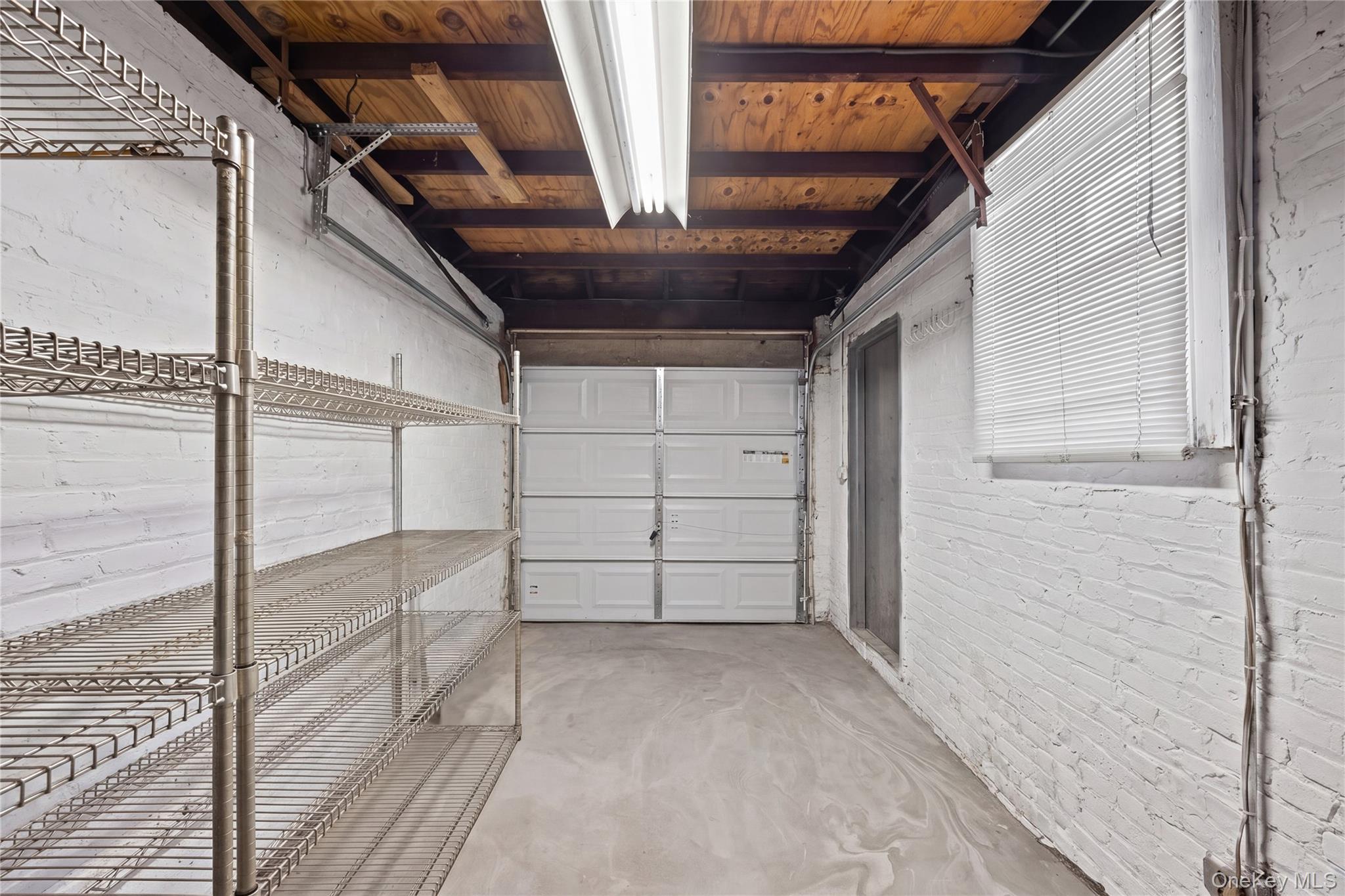 Single Family Williamsbridge Road Bronx, NY 10469, MLS-1015976-43