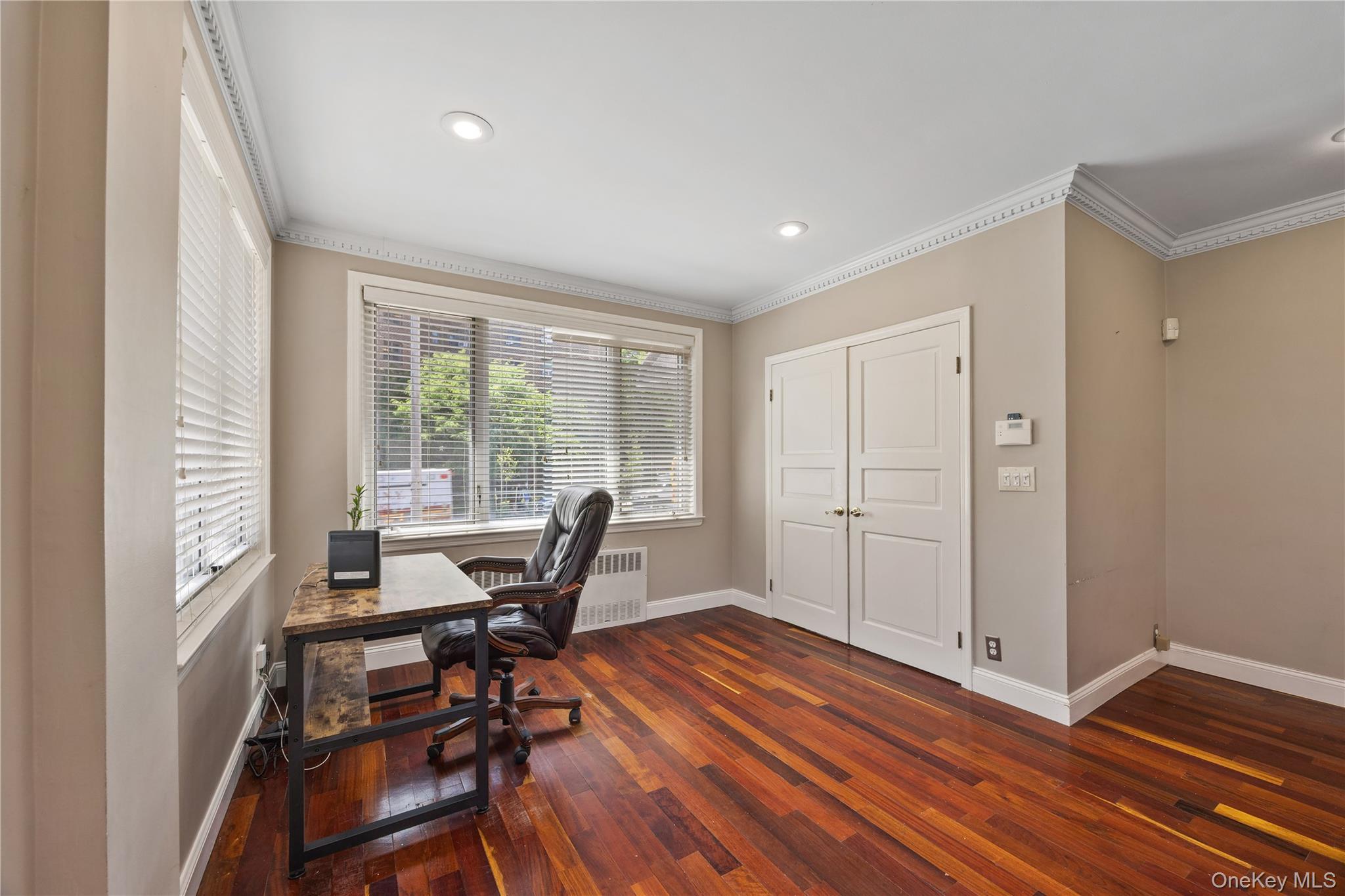 Single Family Williamsbridge Road Bronx, NY 10469, MLS-1015976-6