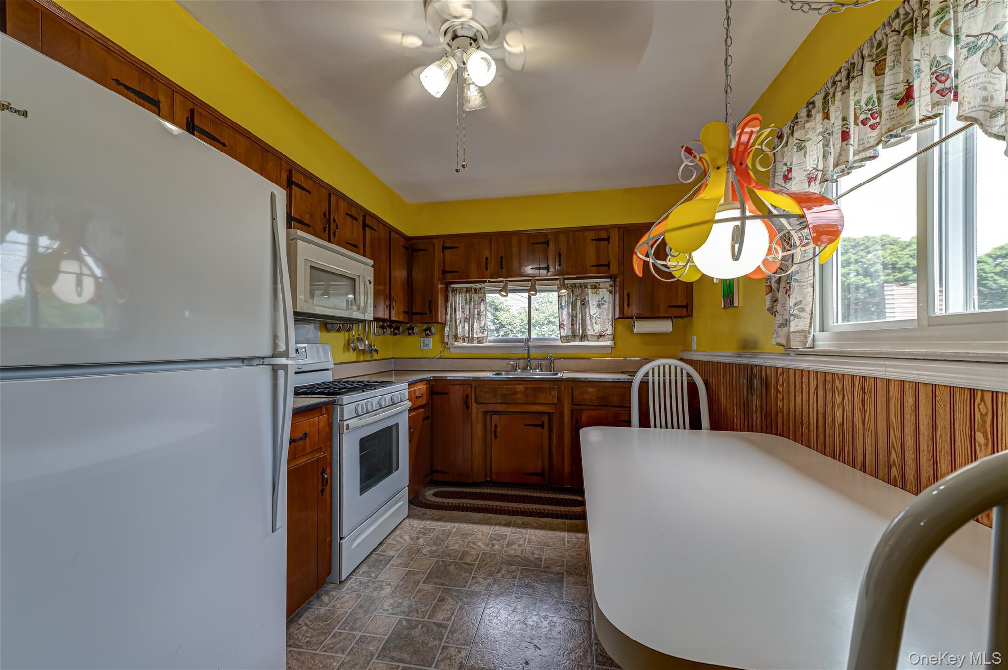 Single Family Bowman Lane  Suffolk County, NY 11754, MLS-1015982-10