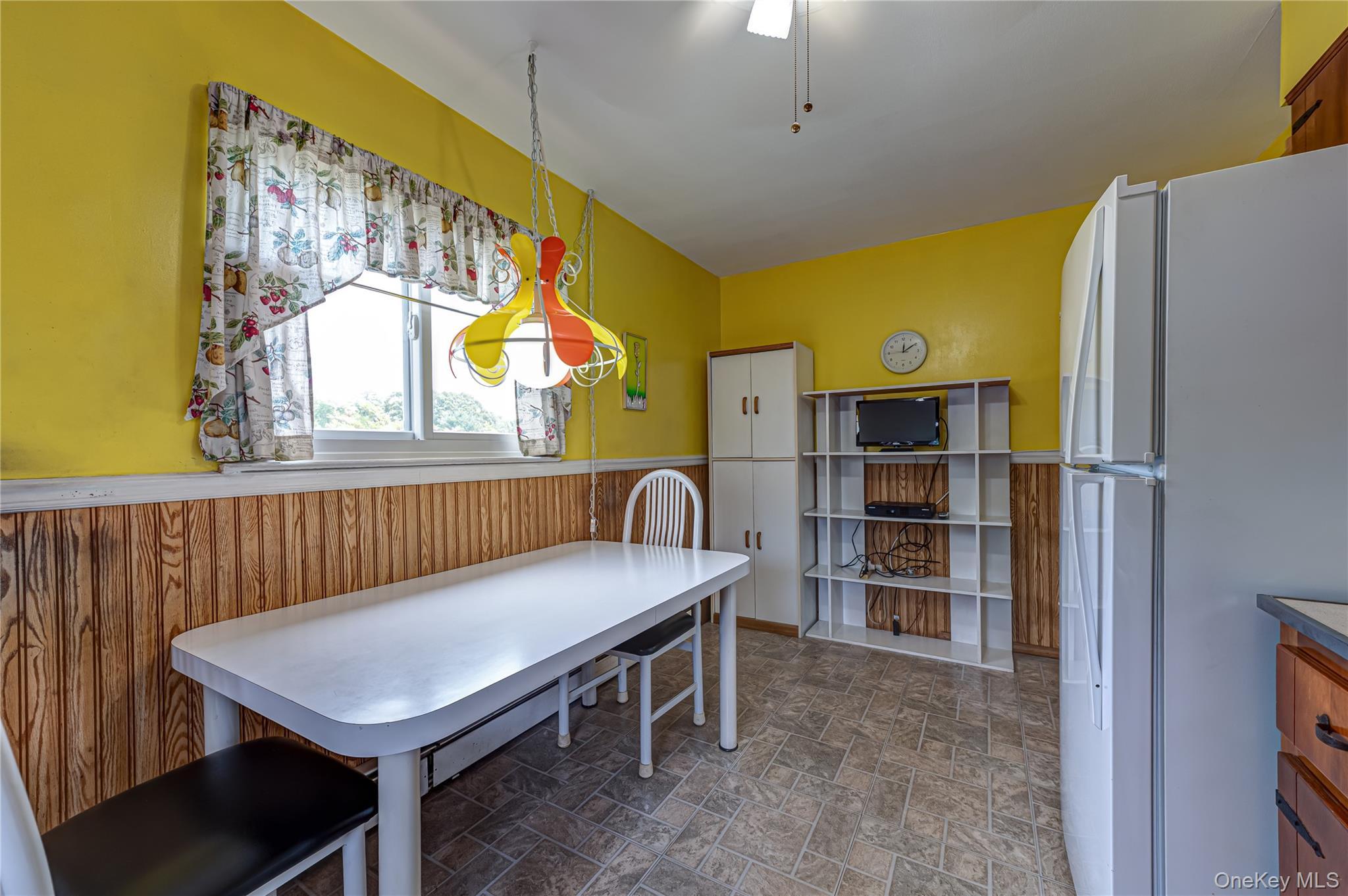 Single Family Bowman Lane  Suffolk County, NY 11754, MLS-1015982-11