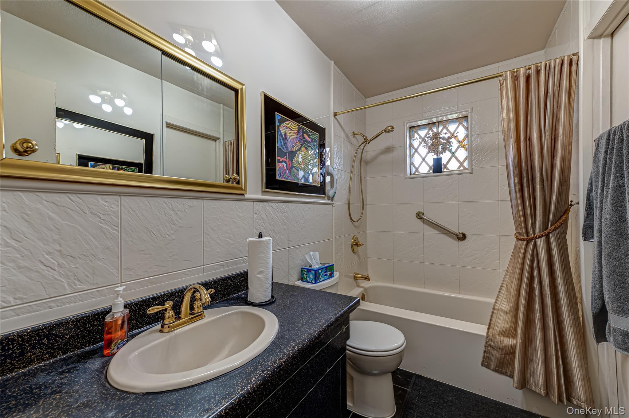 Single Family Bowman Lane  Suffolk County, NY 11754, MLS-1015982-15