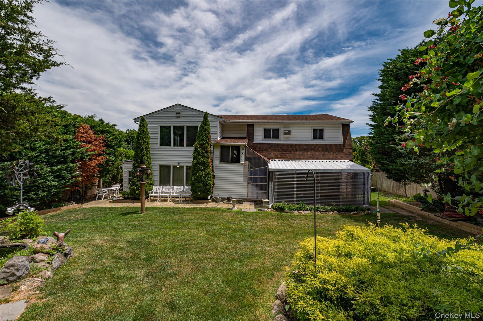 Single Family Bowman Lane  Suffolk County, NY 11754, MLS-1015982-32