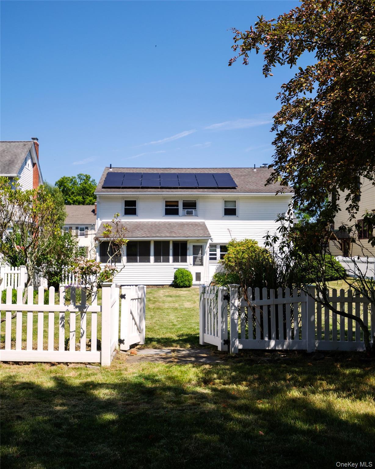 Single Family Parkwood Boulevard Dutchess County, NY 12603, MLS-1015997-30