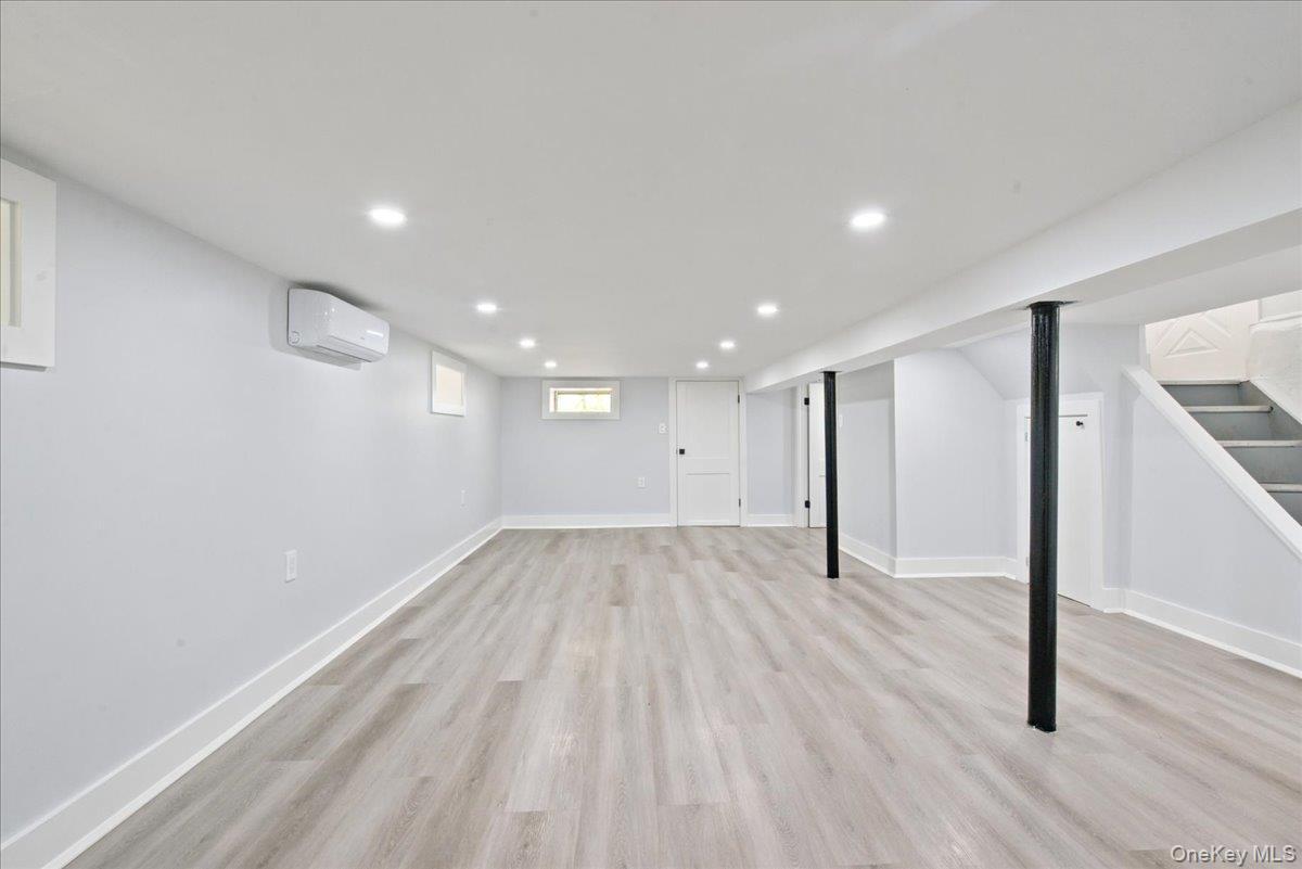 Single Family 209th Street Queens, NY 11361, MLS-1016019-22