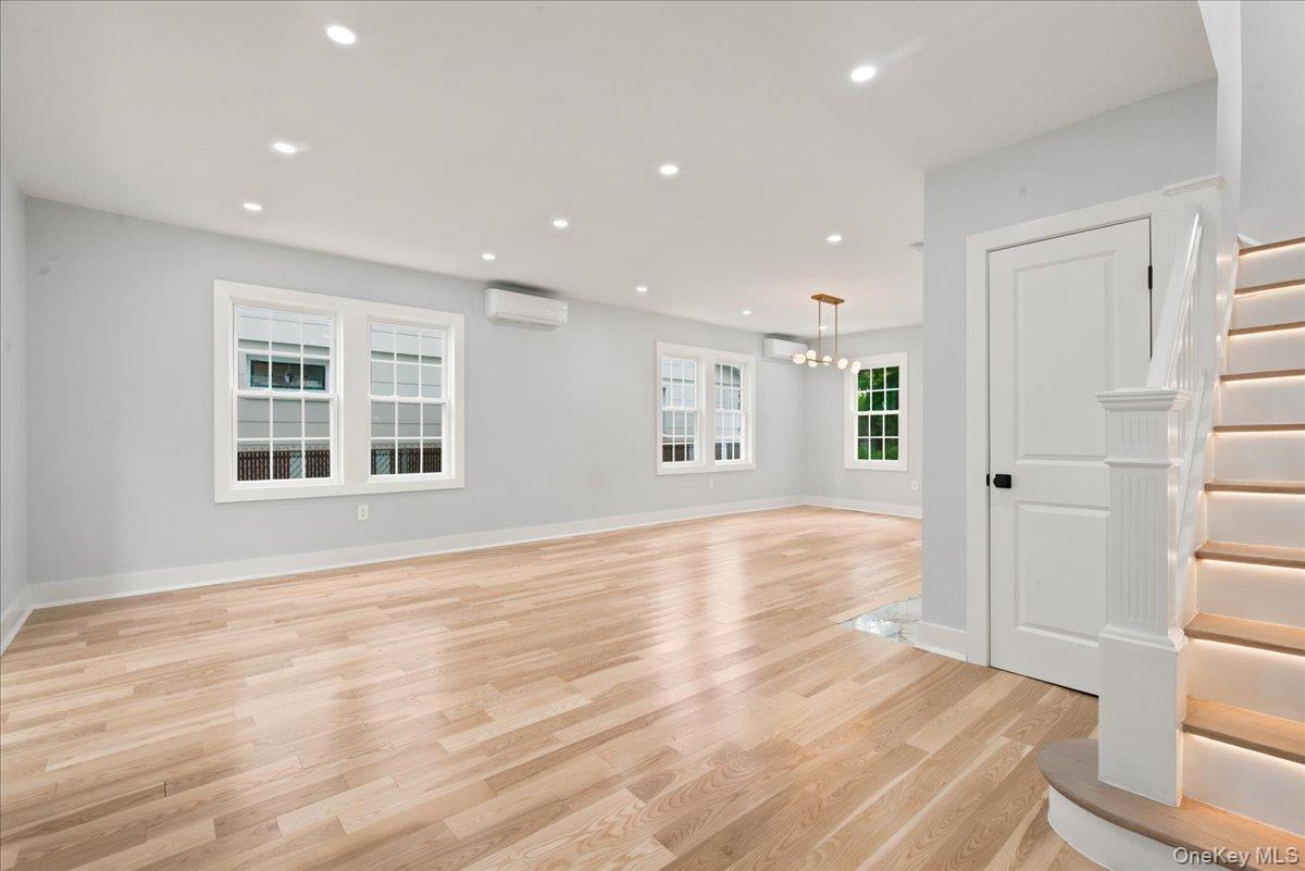 Single Family 209th Street Queens, NY 11361, MLS-1016019-4