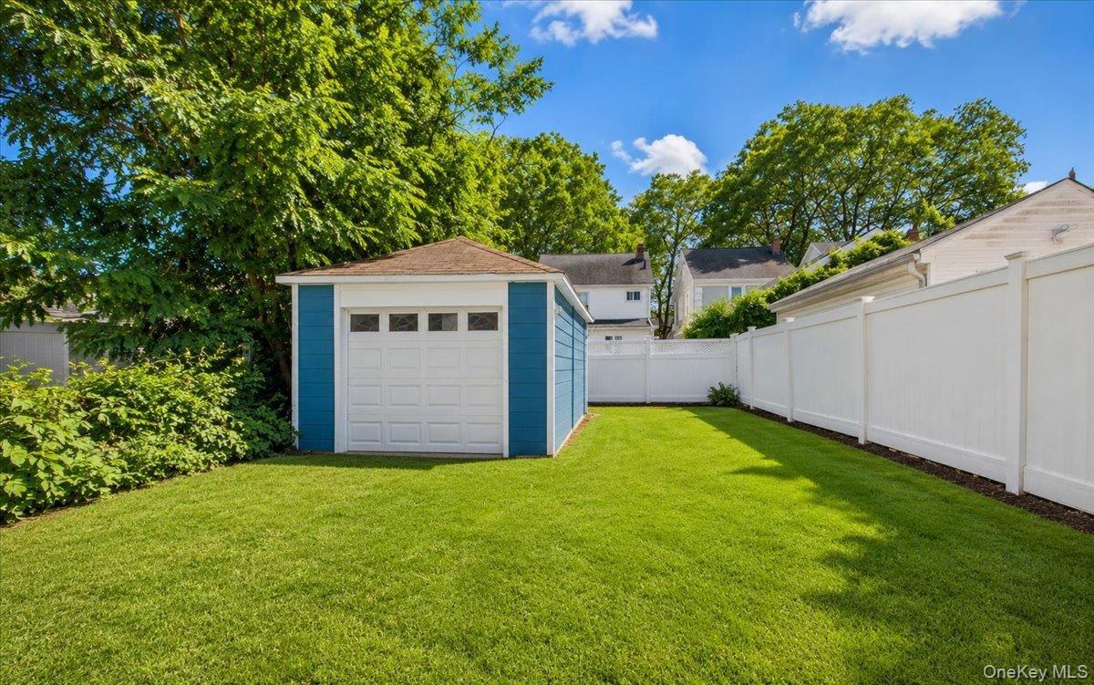 Single Family 209th Street Queens, NY 11361, MLS-1016019-47