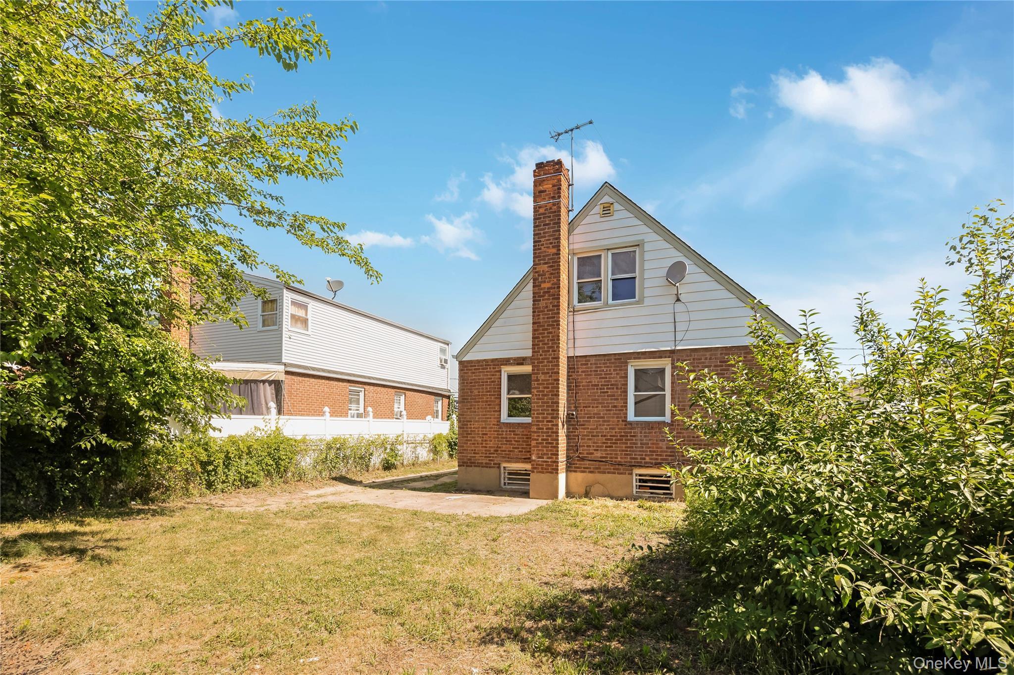 Single Family Viola Street Nassau County, NY 11580, MLS-1016039-12