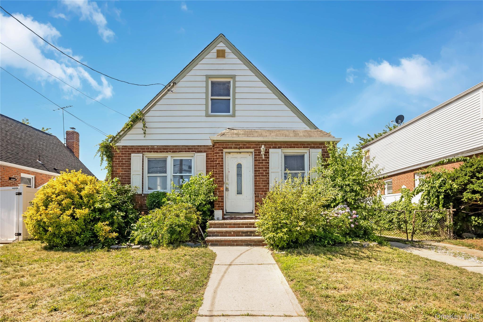 Single Family Viola Street Nassau County, NY 11580, MLS-1016039-2